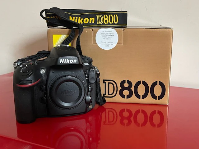 Nikon D800 Digital reflex camera (DSLR)