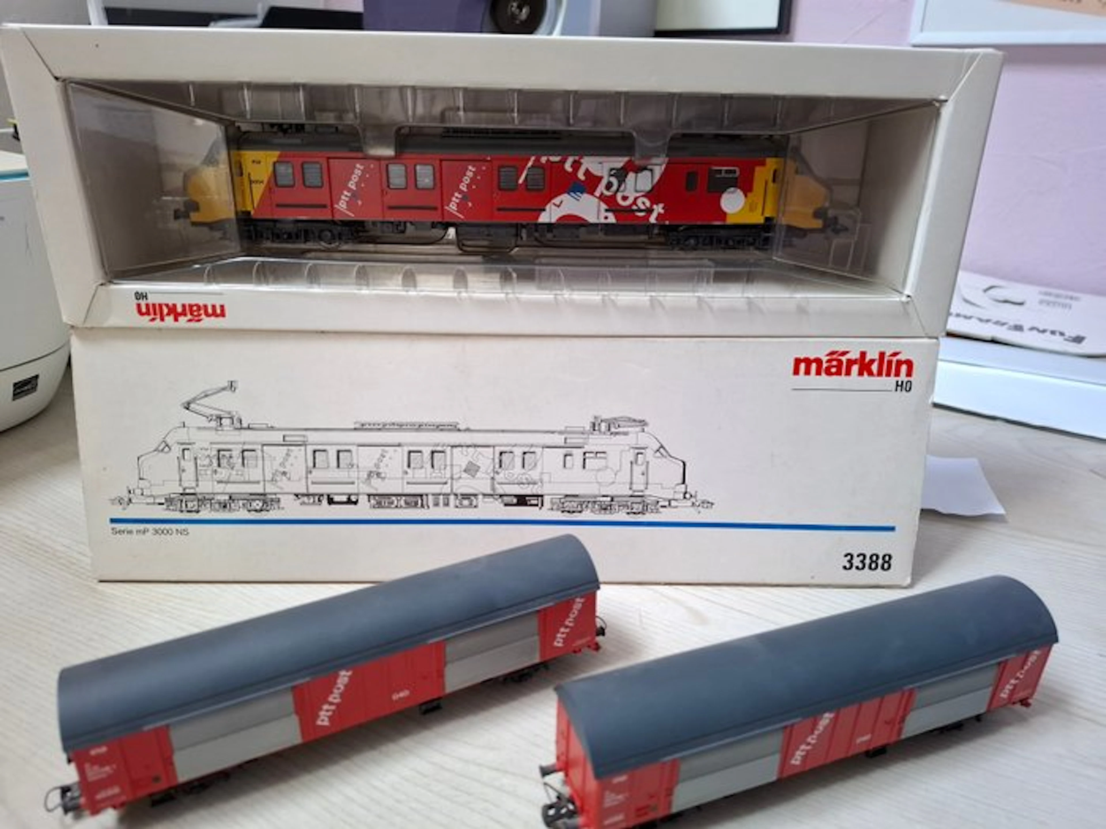 Märklin H0 - 3388 - Model train railcar (3) - Yellow...