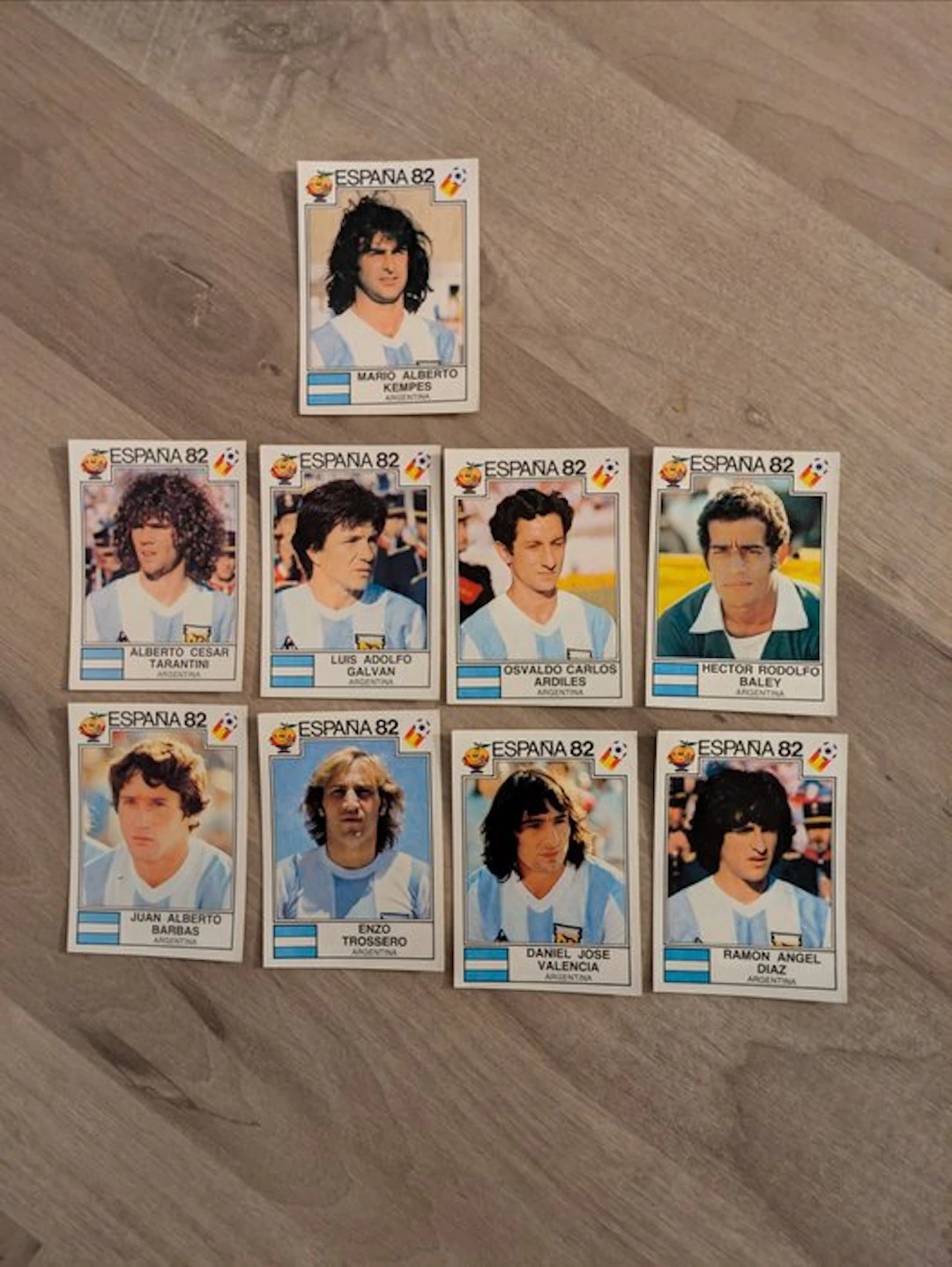 1982 Panini España 82 World Cup Mario Alberto Kempes...