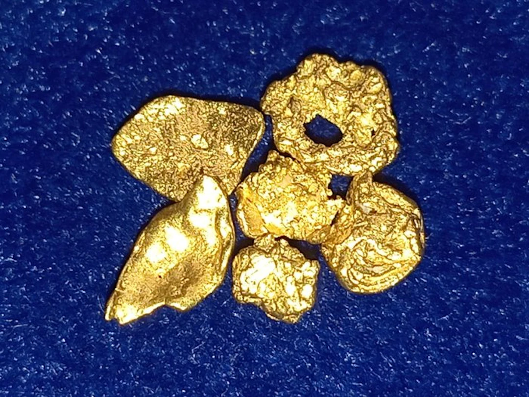 IN TIMES OF CRISIS BUY NOW Gold Nuggets - Yukon/Canada Nuggets- 0.5 g