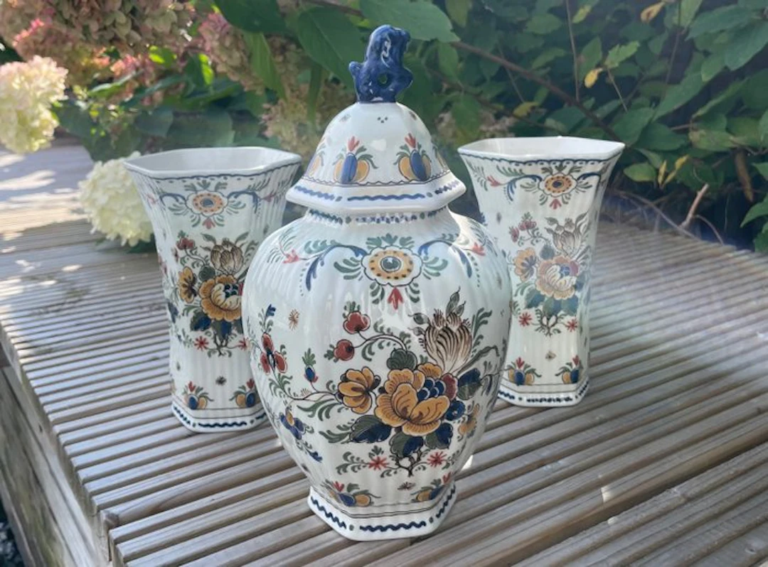 Royal Delft - M.H.C