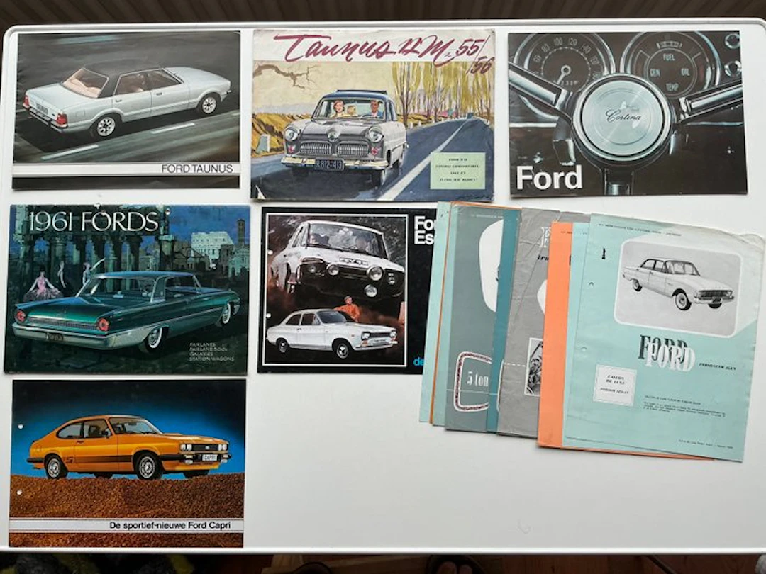 Ford – Lot of Original Car and Truck Catalogues and...
