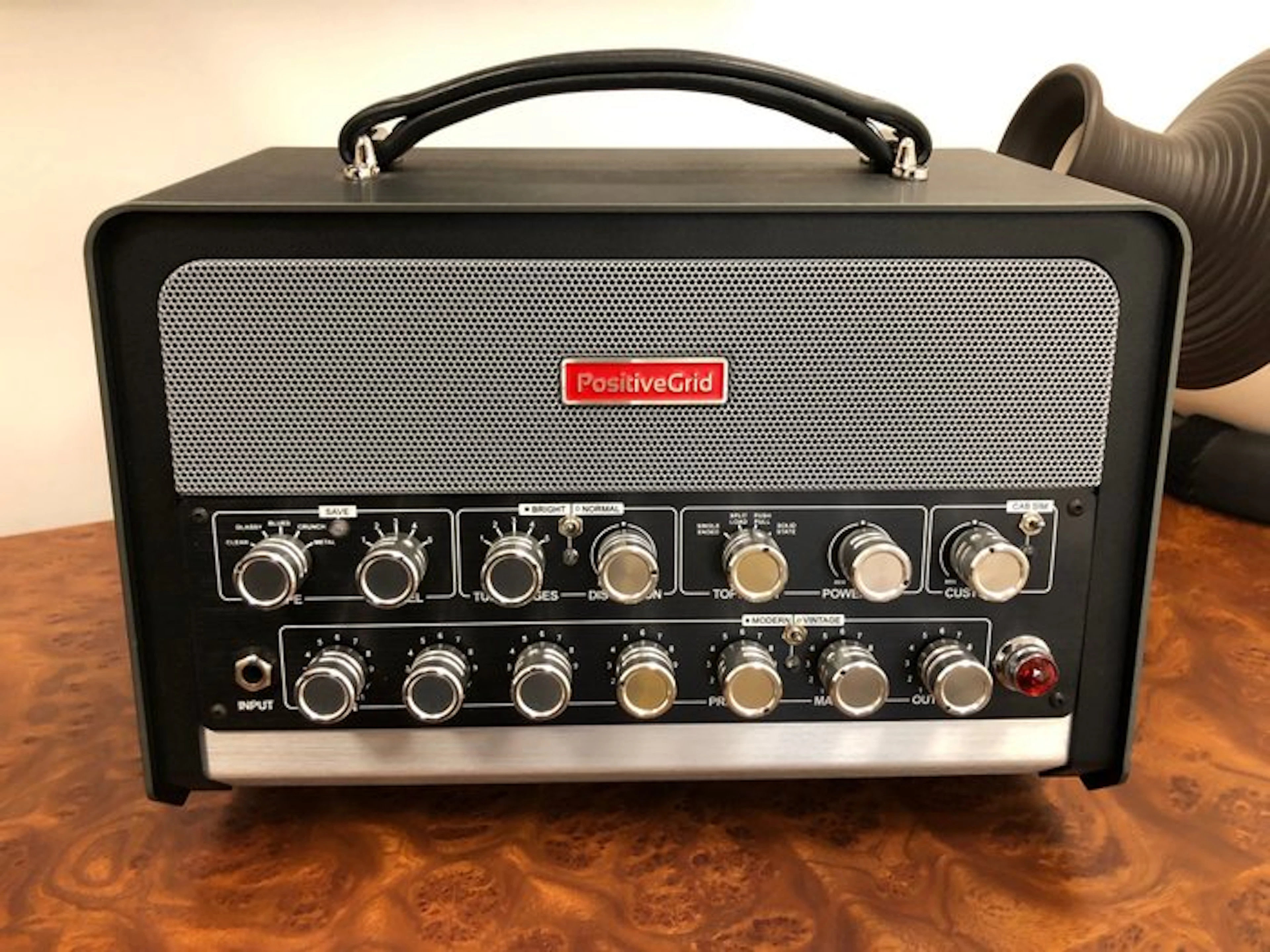 Positive Grid Bias Head Amp - Number of items: 1 - Bass head