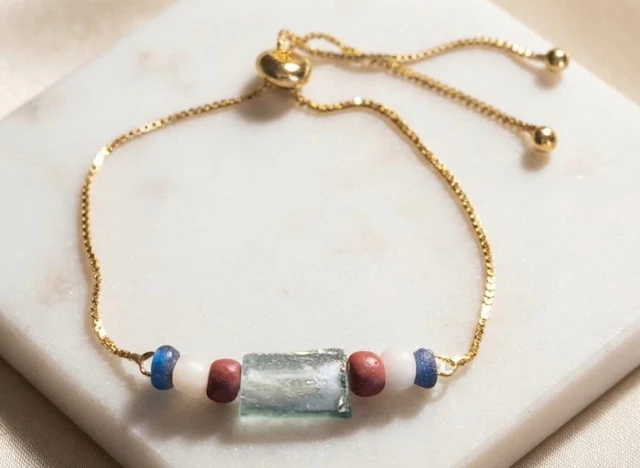 Ancient Roman Gold-plated Bead bracelet - Tinted glass (No reserve price)