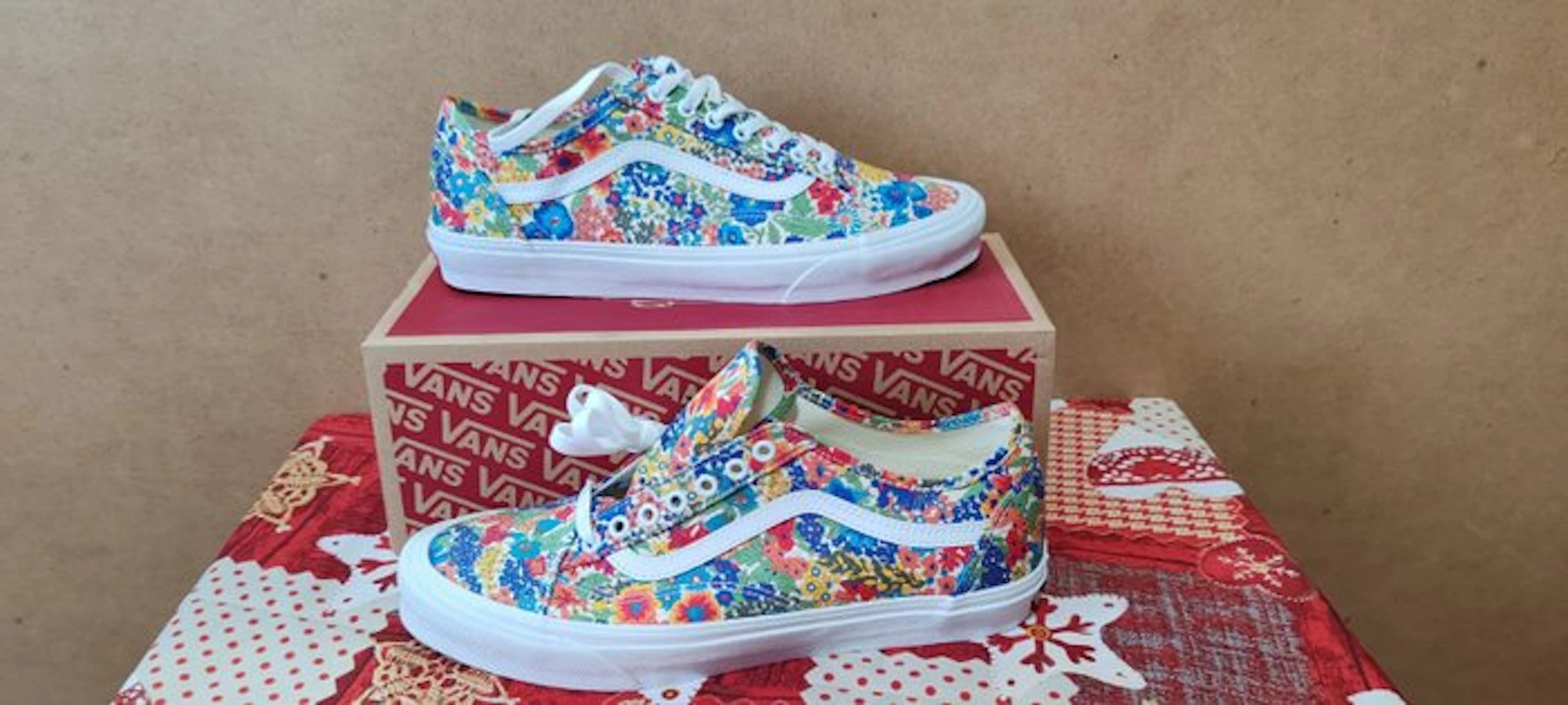 Vans - Low-top trainers - Size: EU 44.5 - New with tags