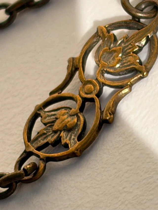 Sautoir Art Nouveau in Bronze 1900 | Long necklace in...