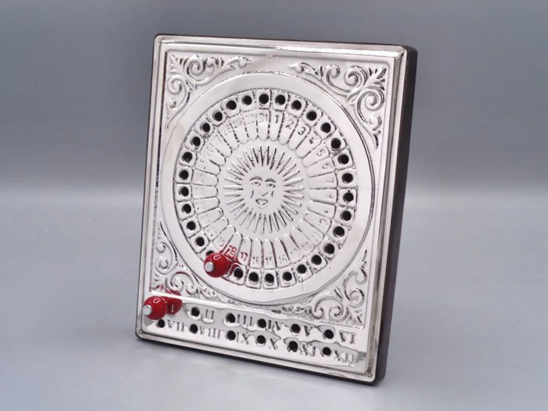 PG-MIANI Argenteria - Sculpture, Calendario perpetuo - 15 cm - .925 silver