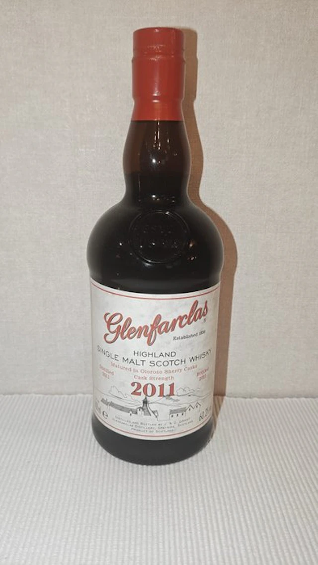 Glenfarclas 2011 Cask Strength - b. 2021 - 70cl