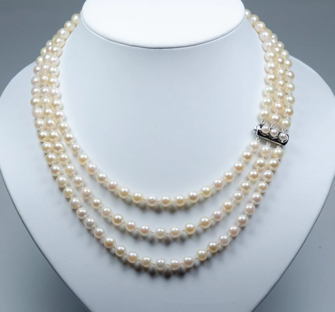 No reserve price - Necklace - 925 silver - Ø 6-6.5 mm Akoya pearls - three-row
