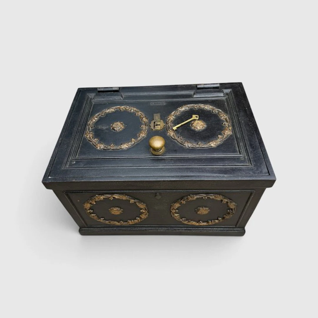 Casket - Cast iron