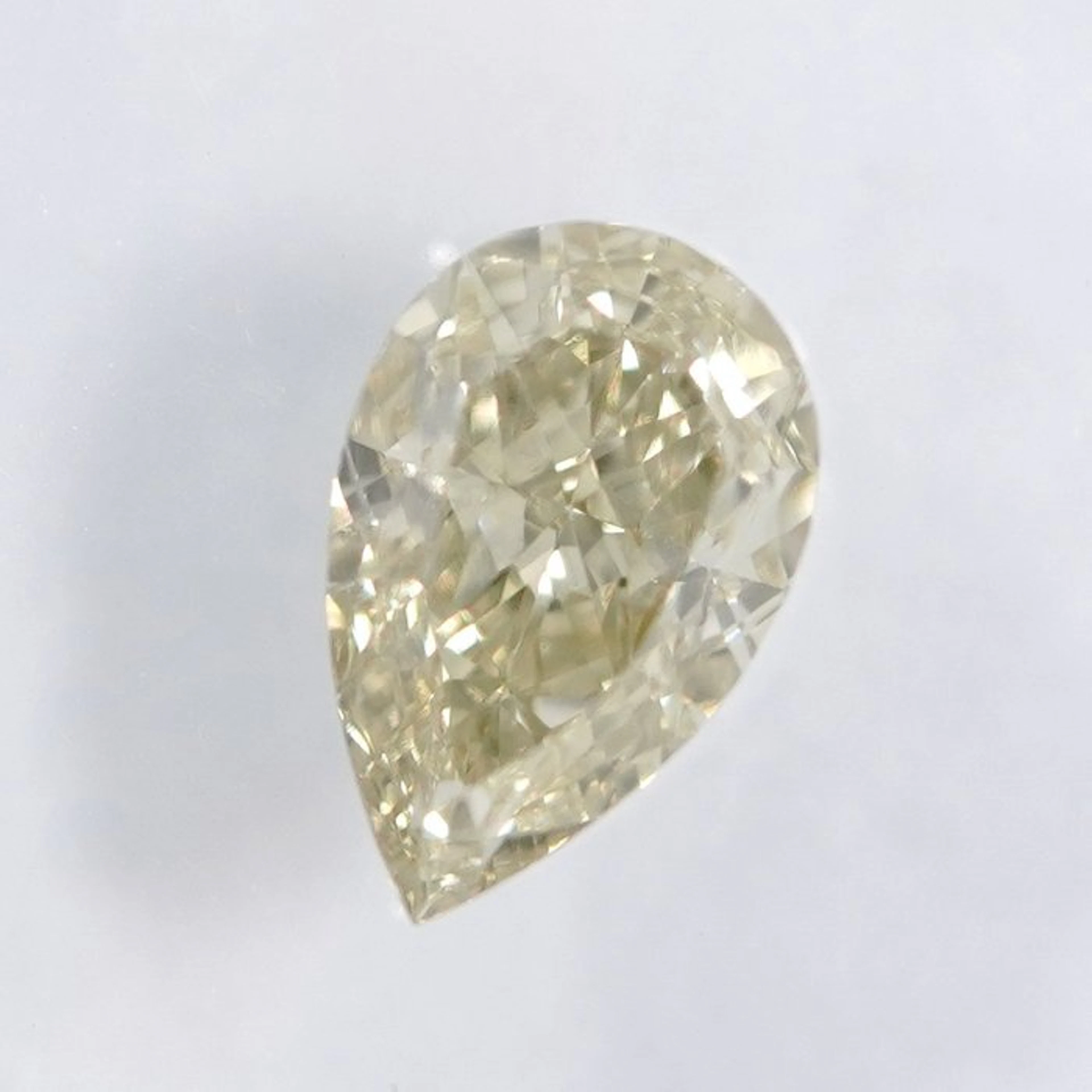 1 pcs Diamond (Natural coloured) - 0.56 ct - Pear - Light...