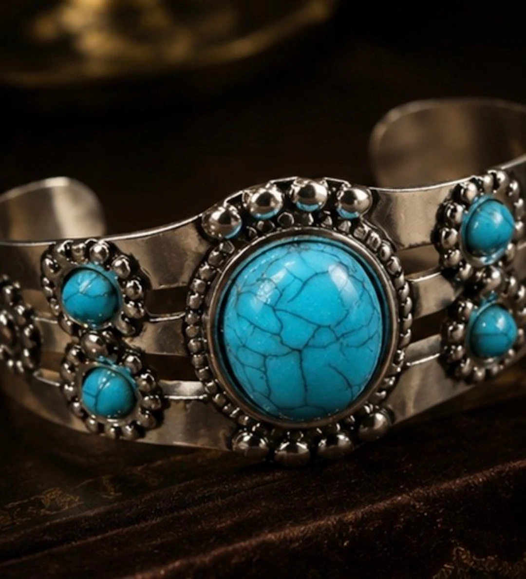Vintage Turquoise Cuff Bracelet – Silverplated Statement Bangle - Bracelet