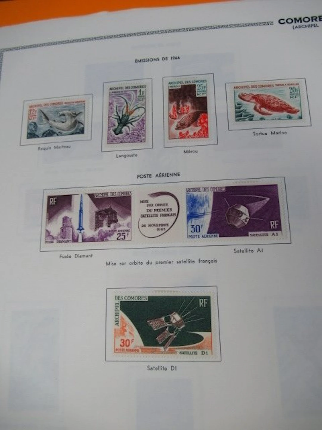 Comoros - A superb almost complete stamp collection.