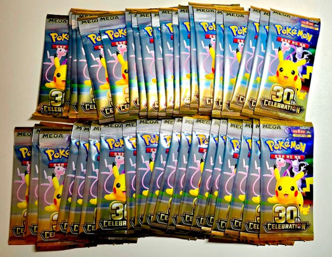 10 Booster pack 30TH CELEBRATION BOOSTER BOX - M6A - FACTORY SEALED - UNWEIGHED