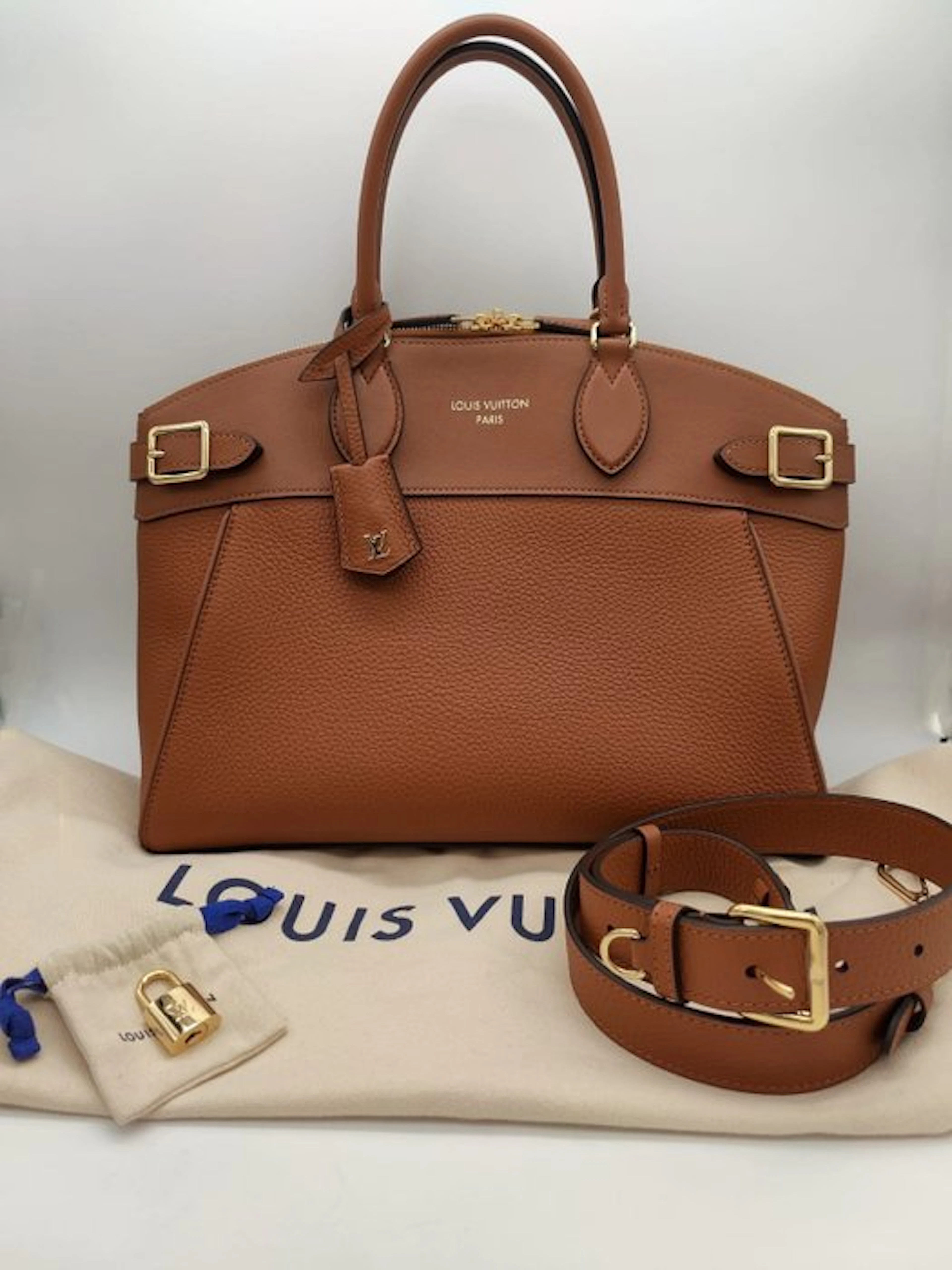 Louis Vuitton - Borsa Louis Vuitton Lock It MM - Handbag