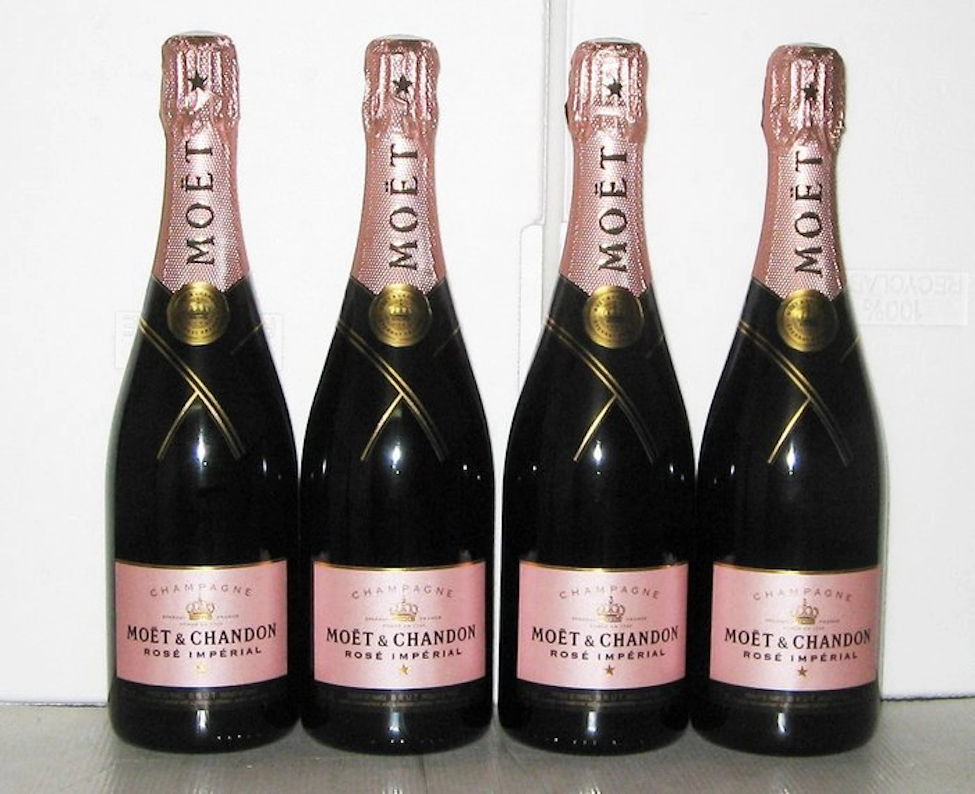 Moët & Chandon, Impérial Rosé - Champagne Brut - 4 Bottles (0.75L)
