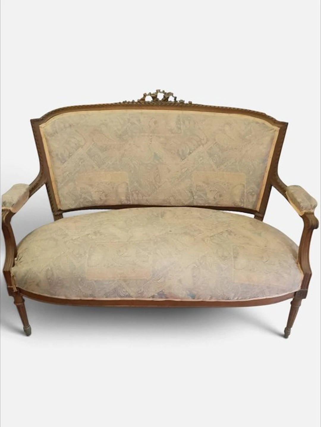 Sofa - Walnut