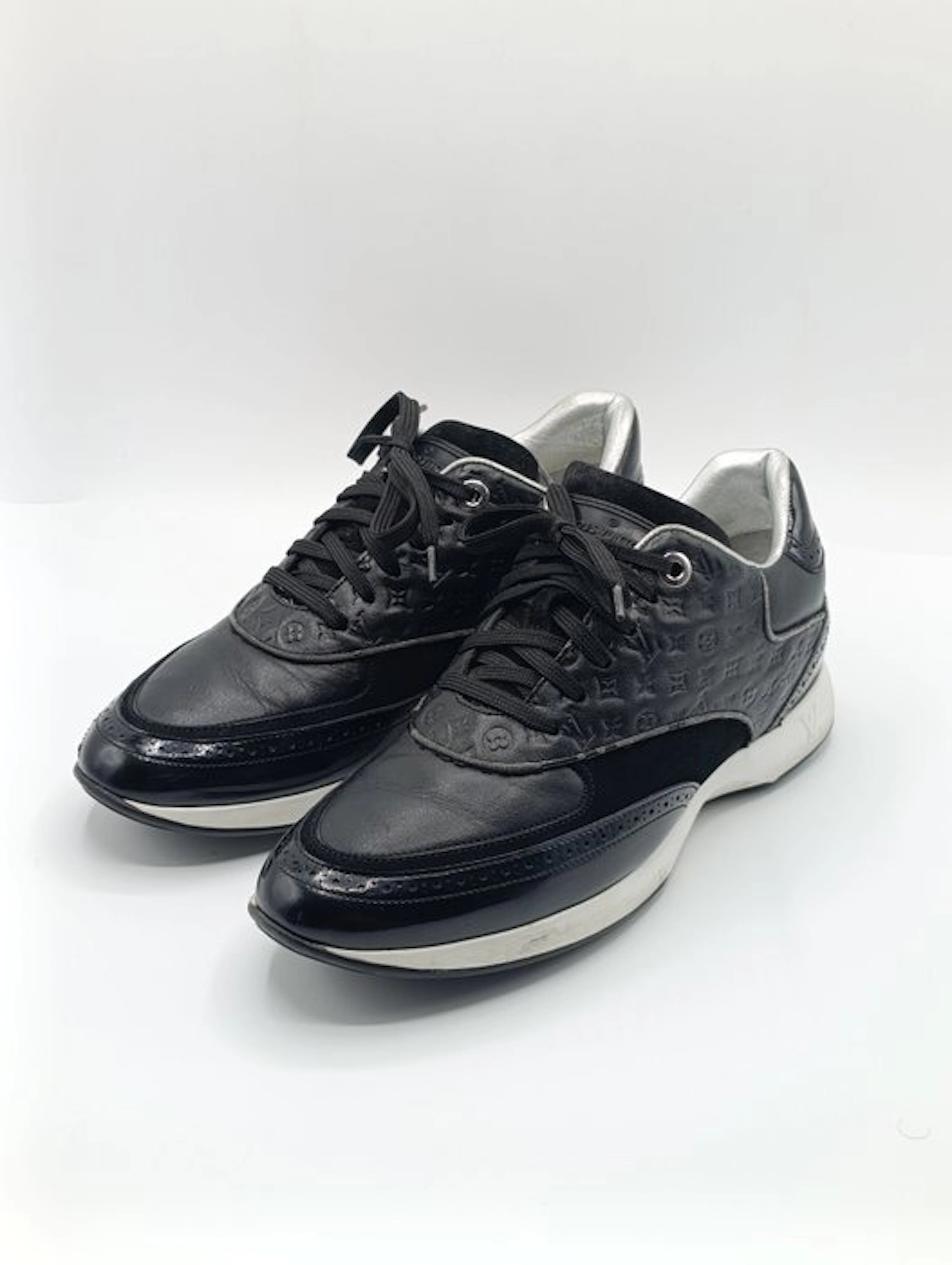 Louis Vuitton - Low-top trainers - Size: EU 37