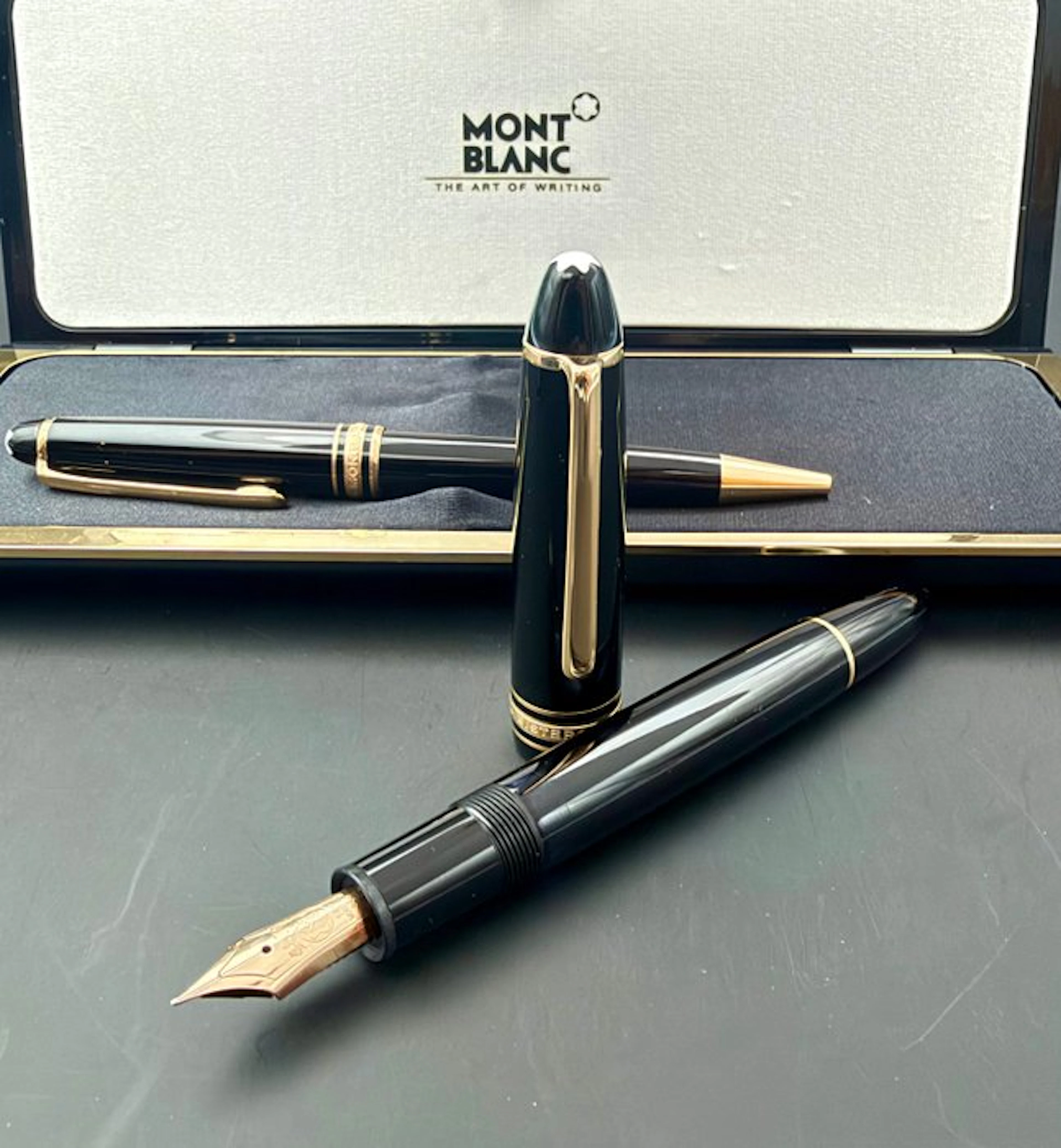 Montblanc - SET Meisterstück 146 Le Grand e 164 Classique - Fountain pen