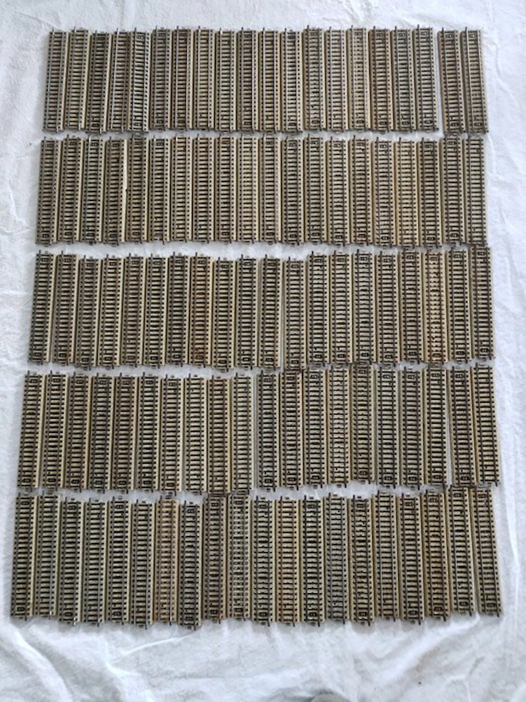 Märklin H0 - 5106 - Model train tracks (100) - M right Rails