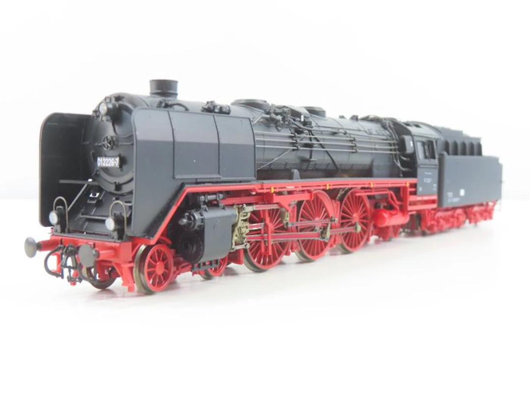 Roco H0 - 63342 - Steam locomotive with tender (1) - BR 01 - DR (DDR)