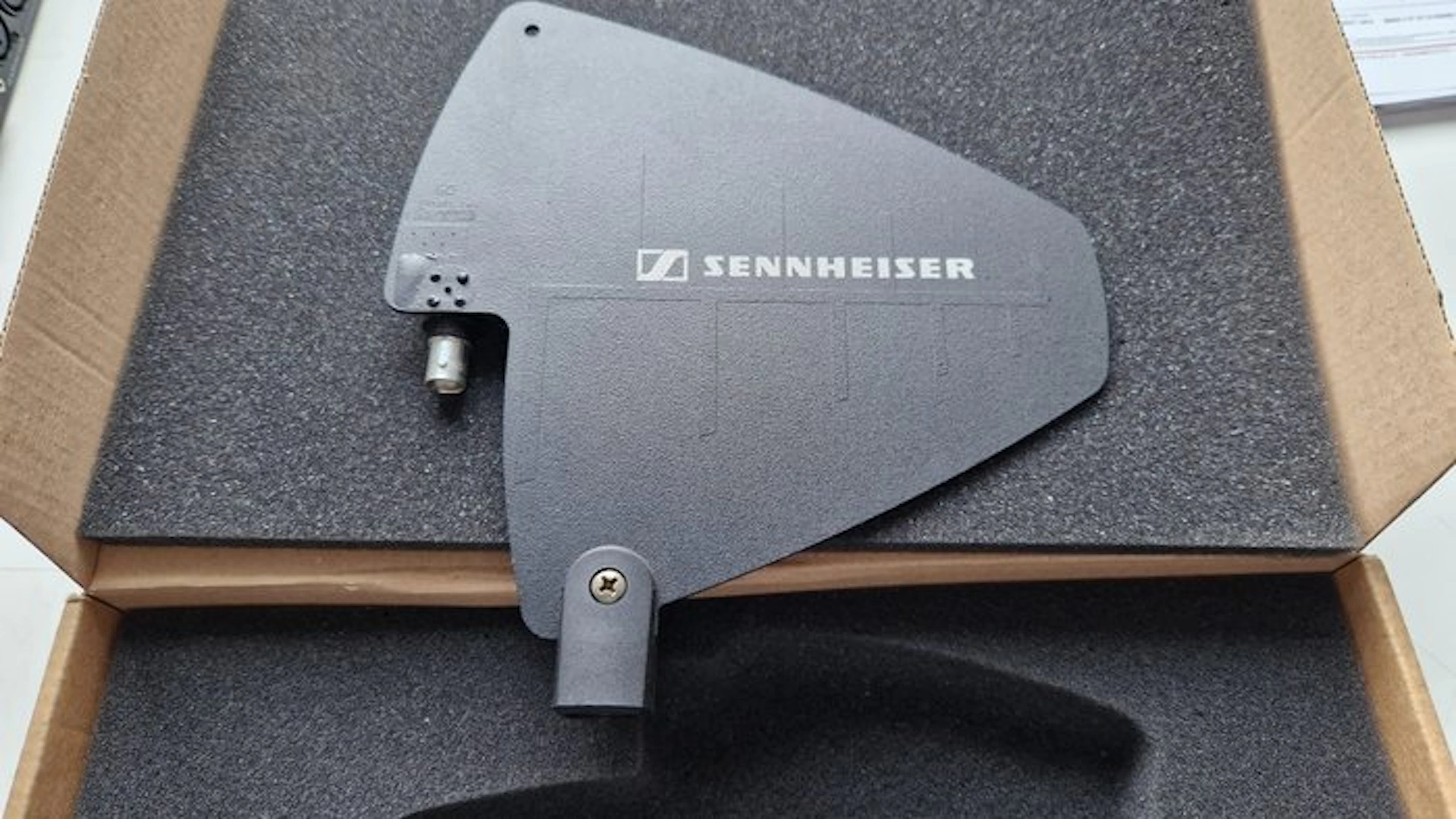Sennheiser - AD 1800 Audio component