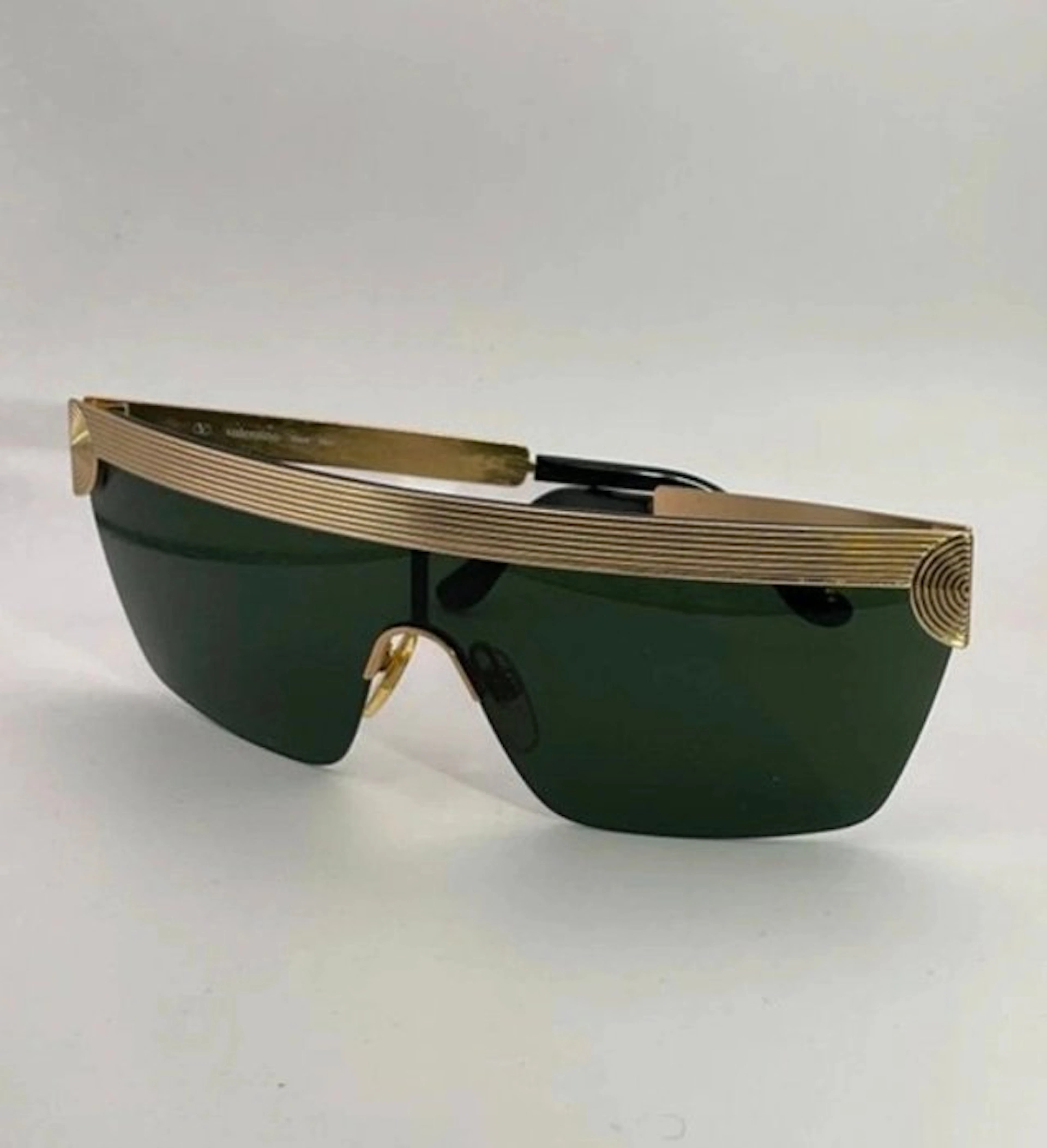 Valentino - Goldshield V614 903 - Sunglasses