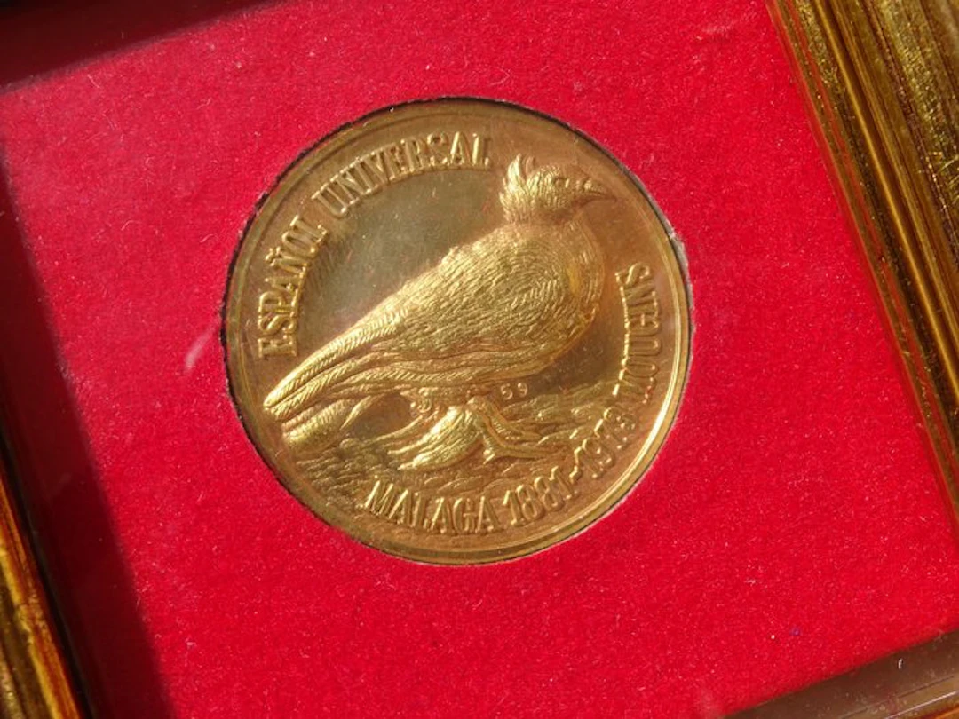Italy. Pablo Picasso 24 carat gold finished over silver (No reserve price)