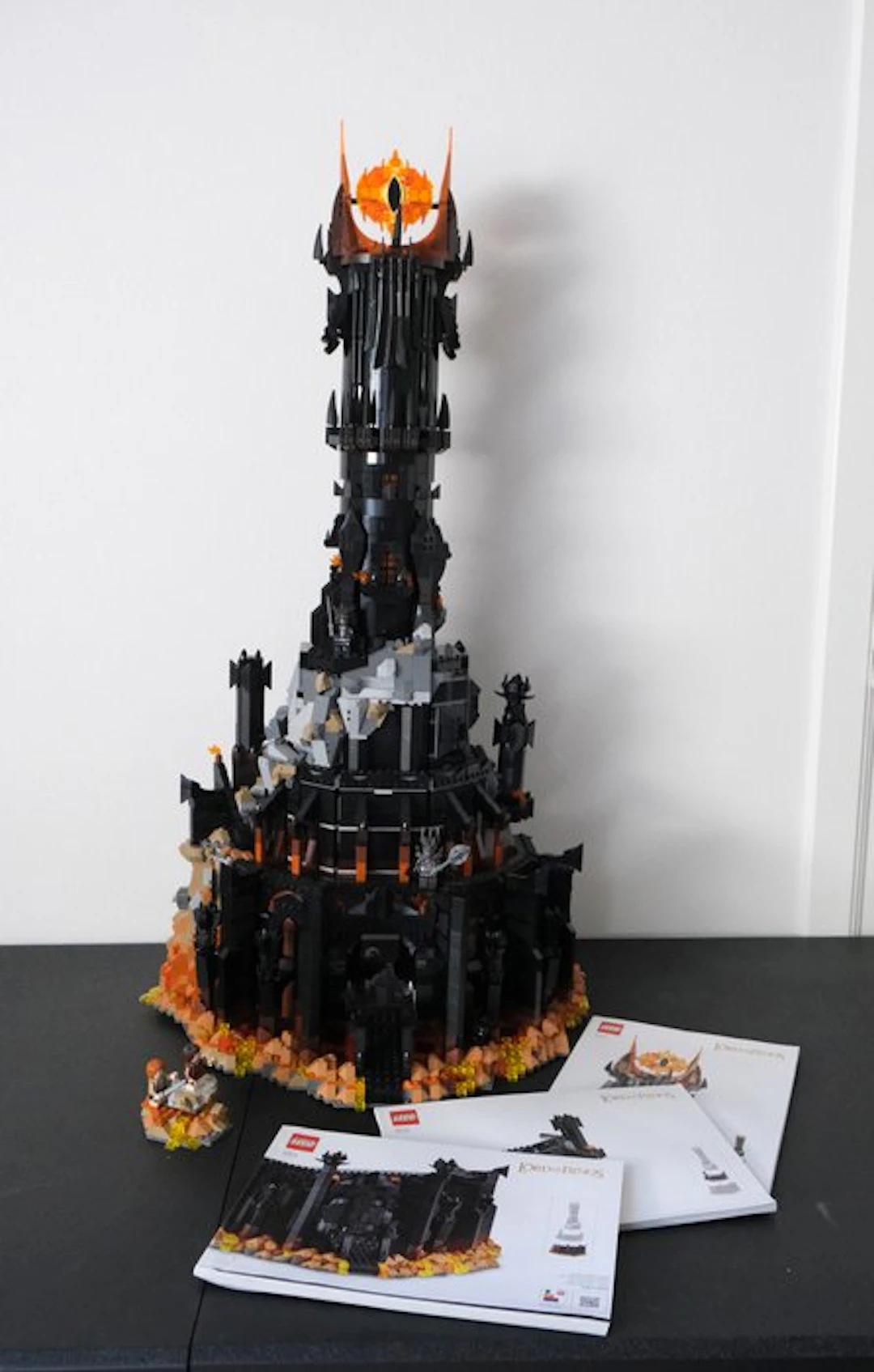 LEGO Set - 10333 - The Lord of the Rings - Barad-dûr...