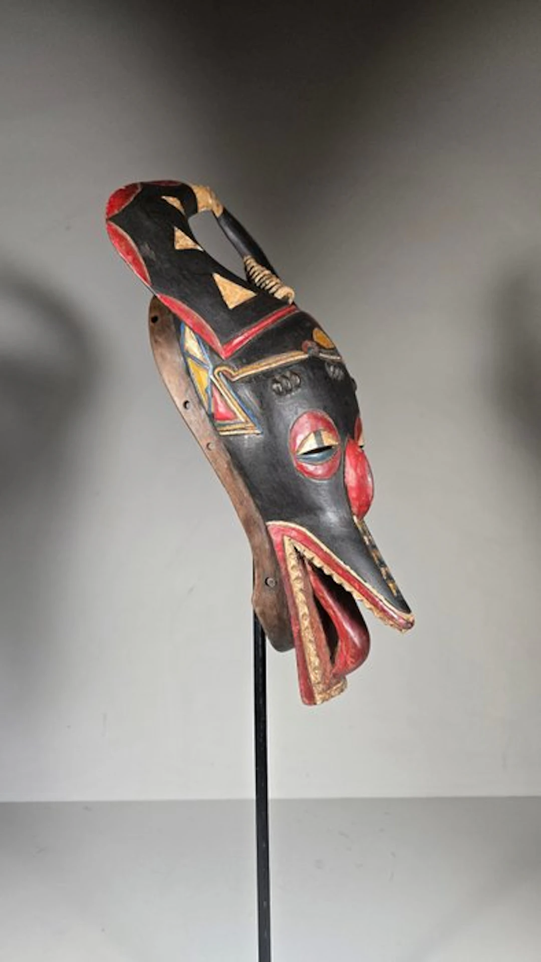 Mask - Côte d’Ivoire (No reserve price)