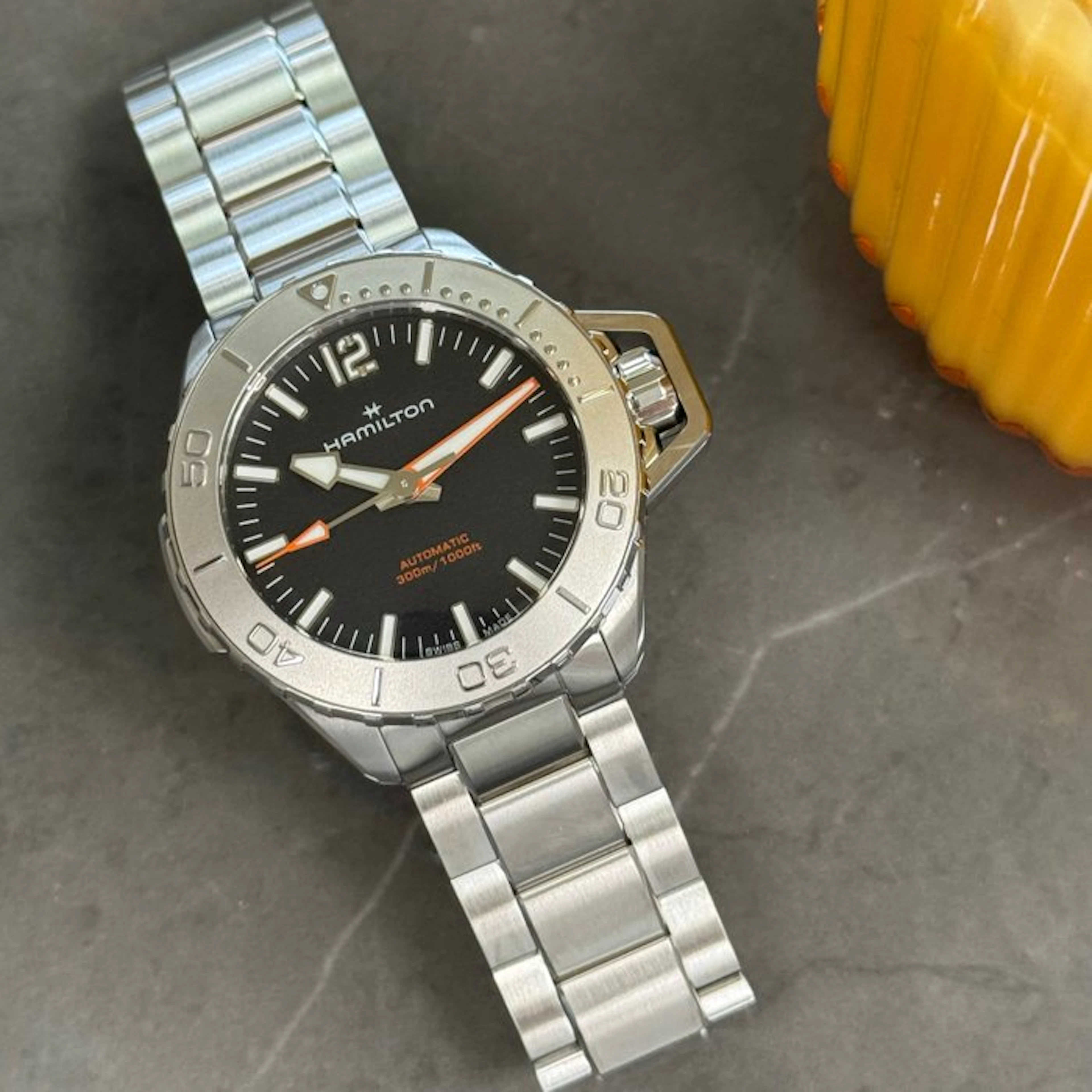 Hamilton - KHAKI NAVY FROGMAN AUTO - H77485130 - Men - 2025+