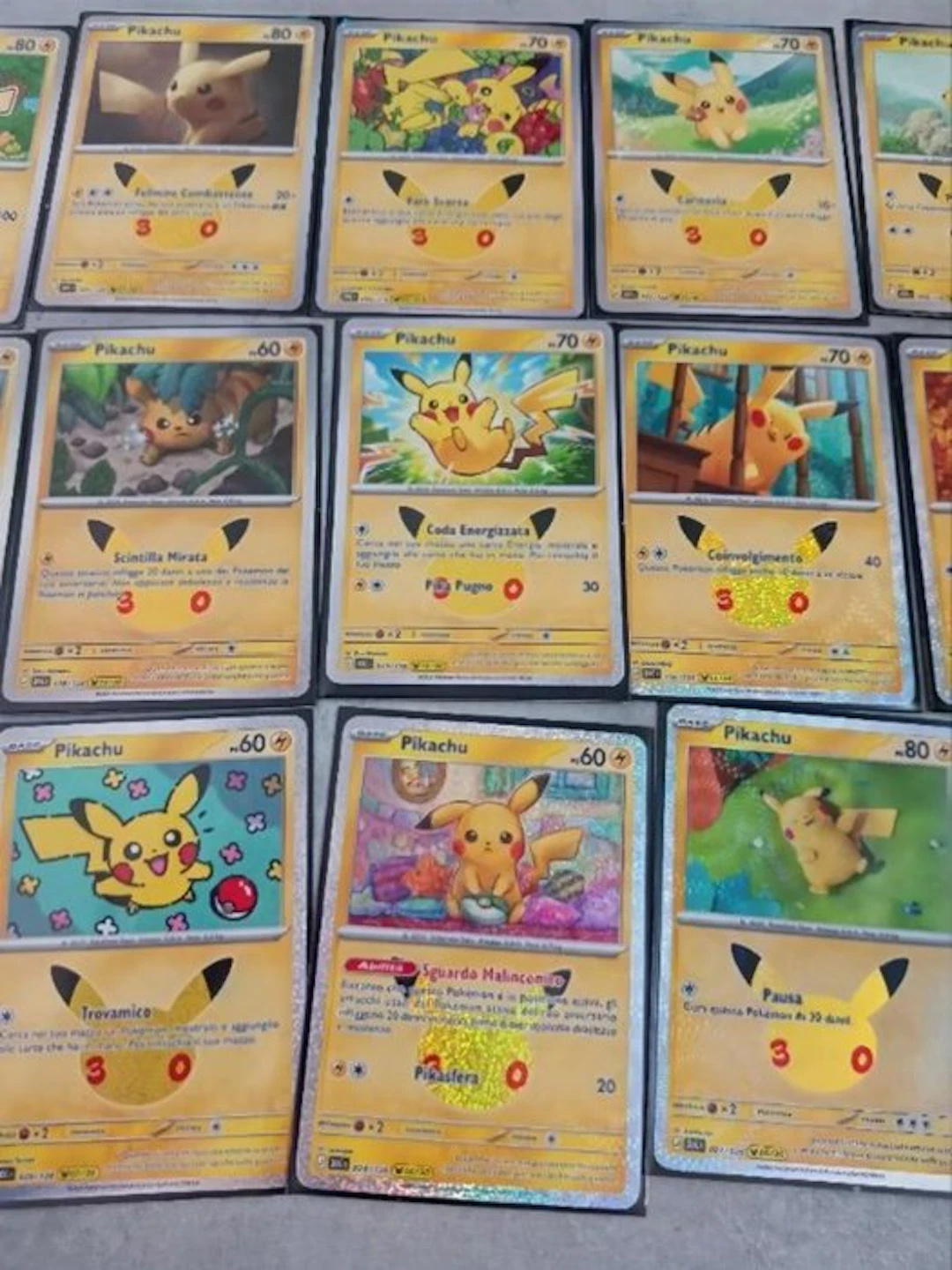 Pokémon - 30 Card - Pikachu Alternate art