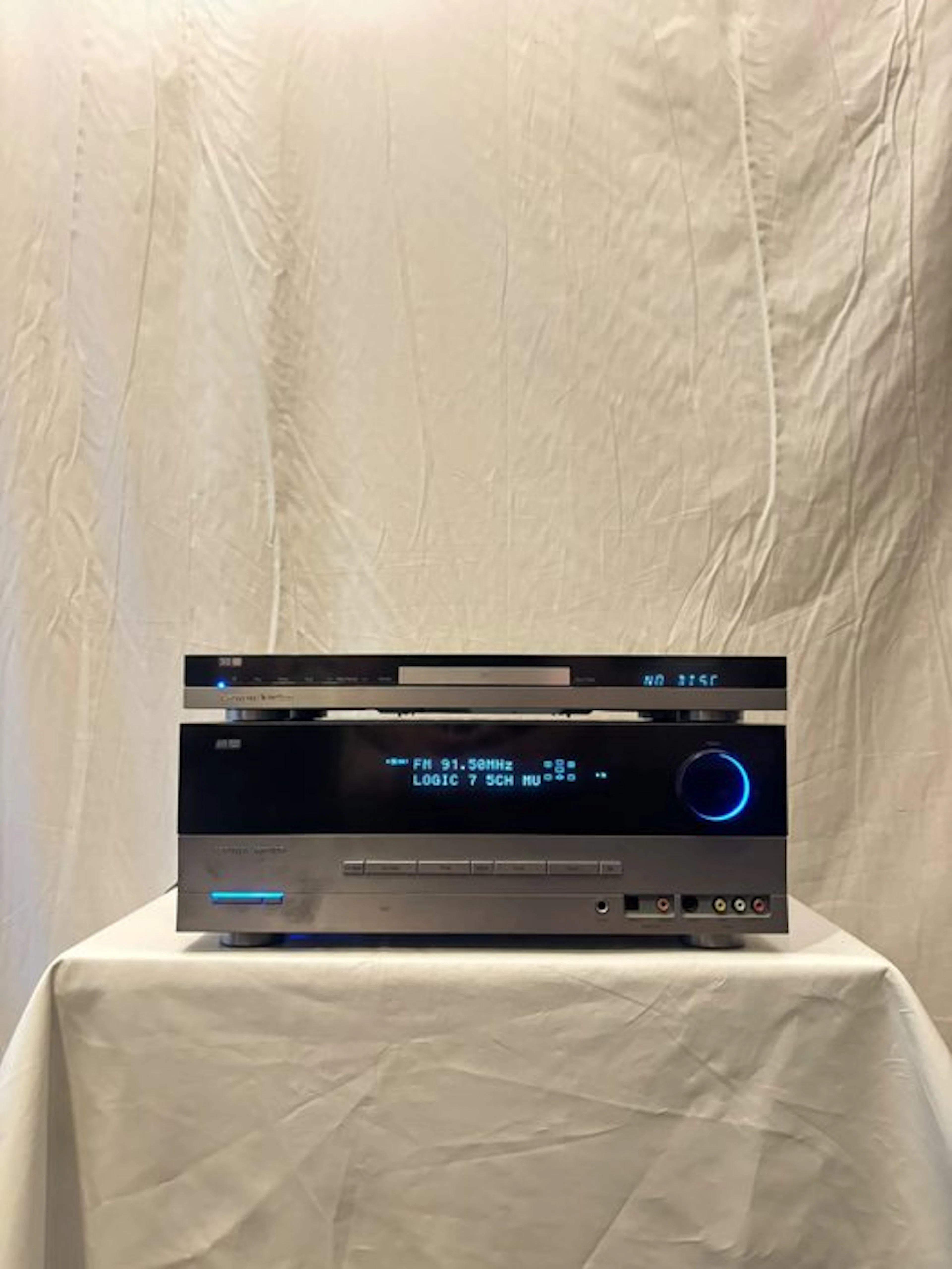 Harman Kardon - AVR 137/230 - DVD 27/230 Hi-fi set