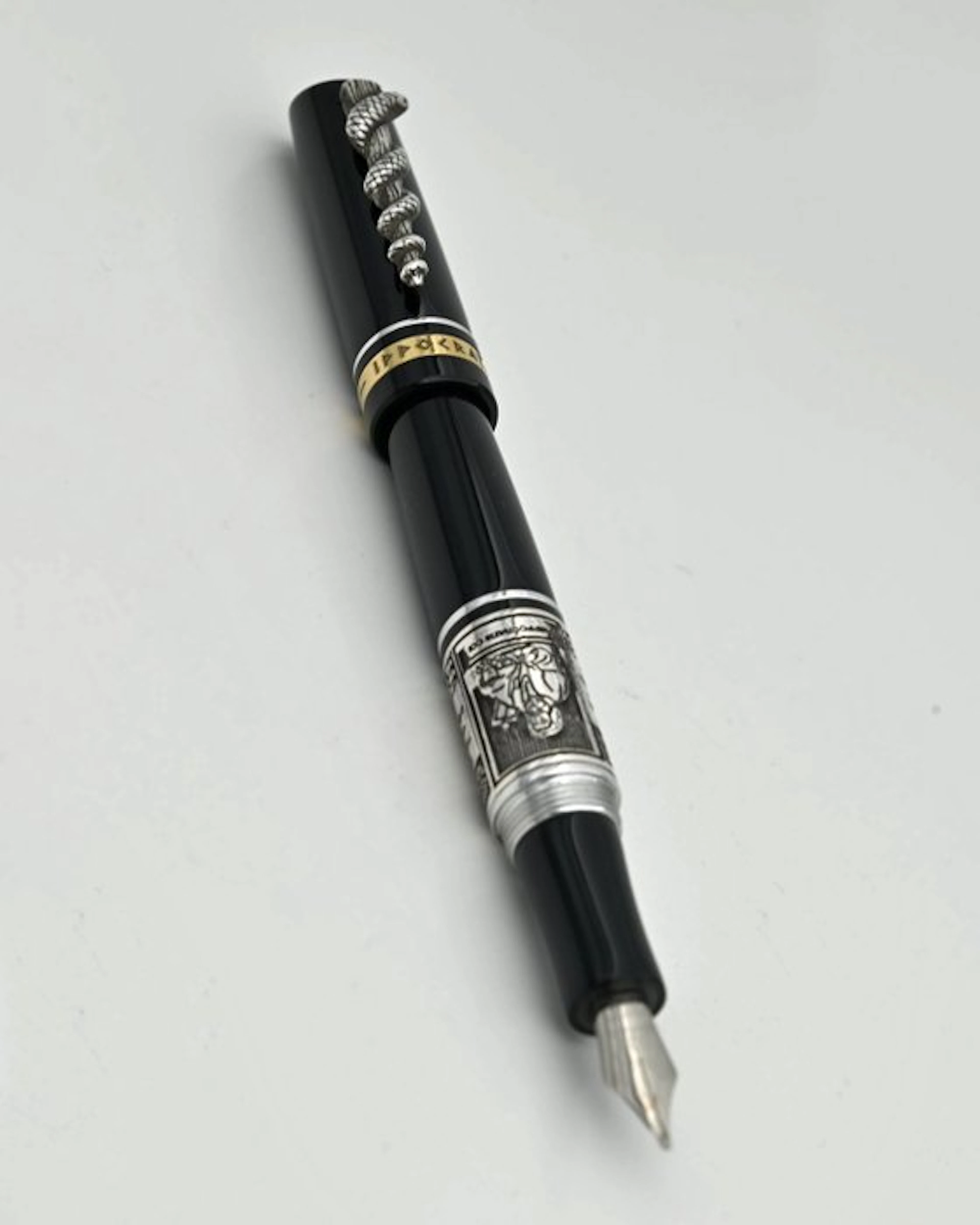 Marlen - Ippocrate Elegance Nera | Edizione Speciale...