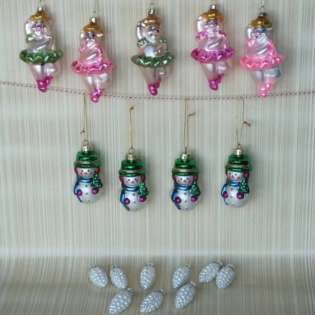 Christmas baubles (18) - Glass