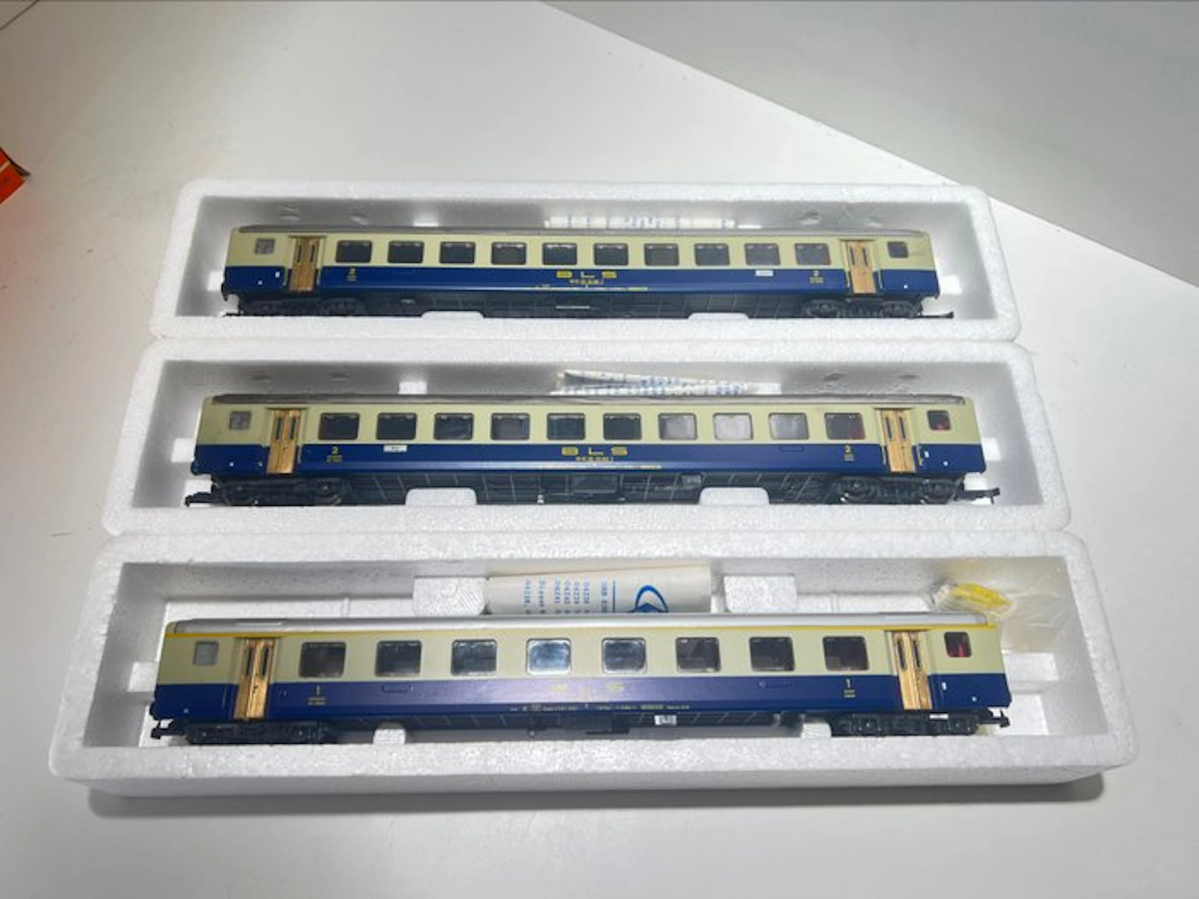Roco H0 - 4238A/4239A - Model train passenger carriage...