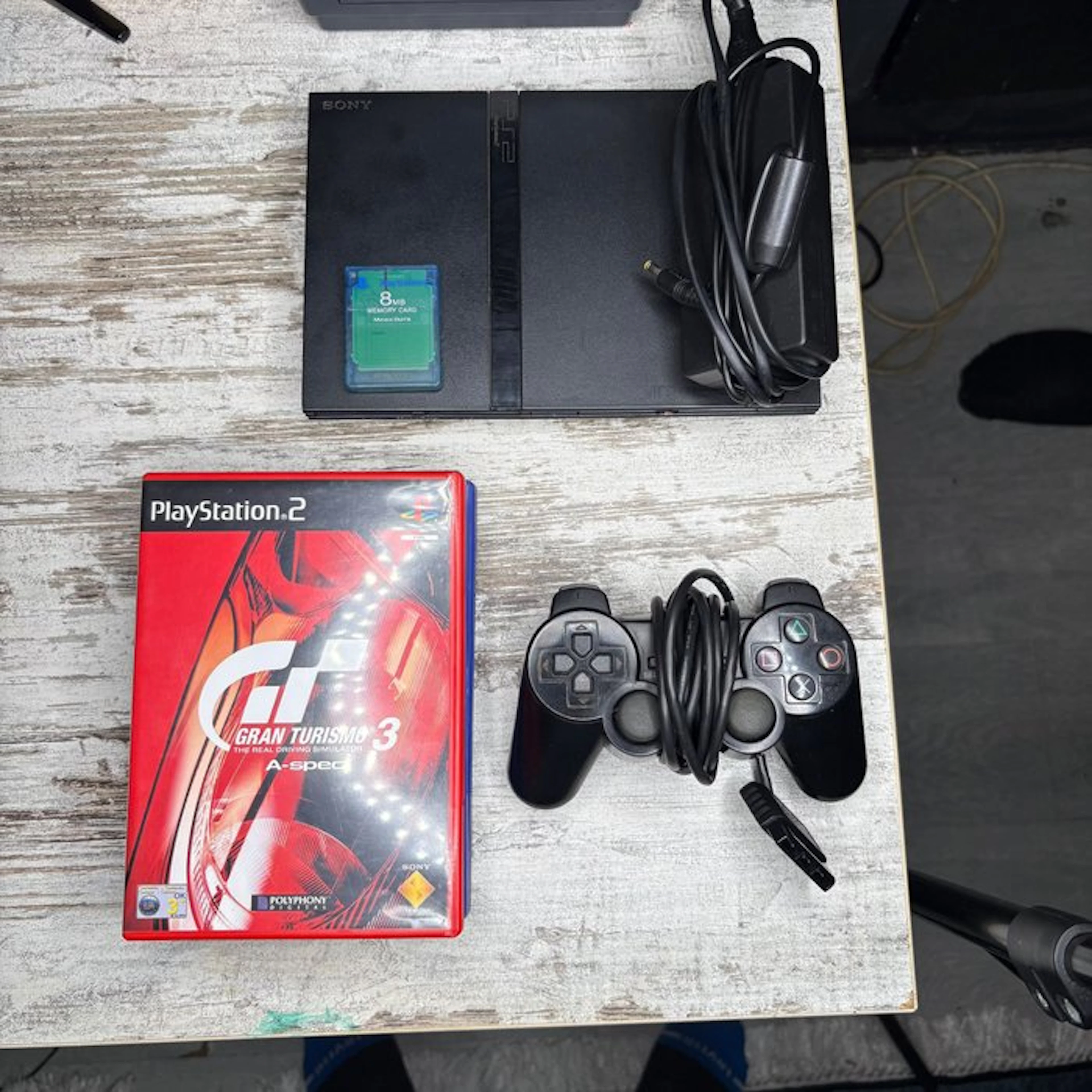 Sony - Playstation 2 (PS2) - Slim with 3 games - Video...