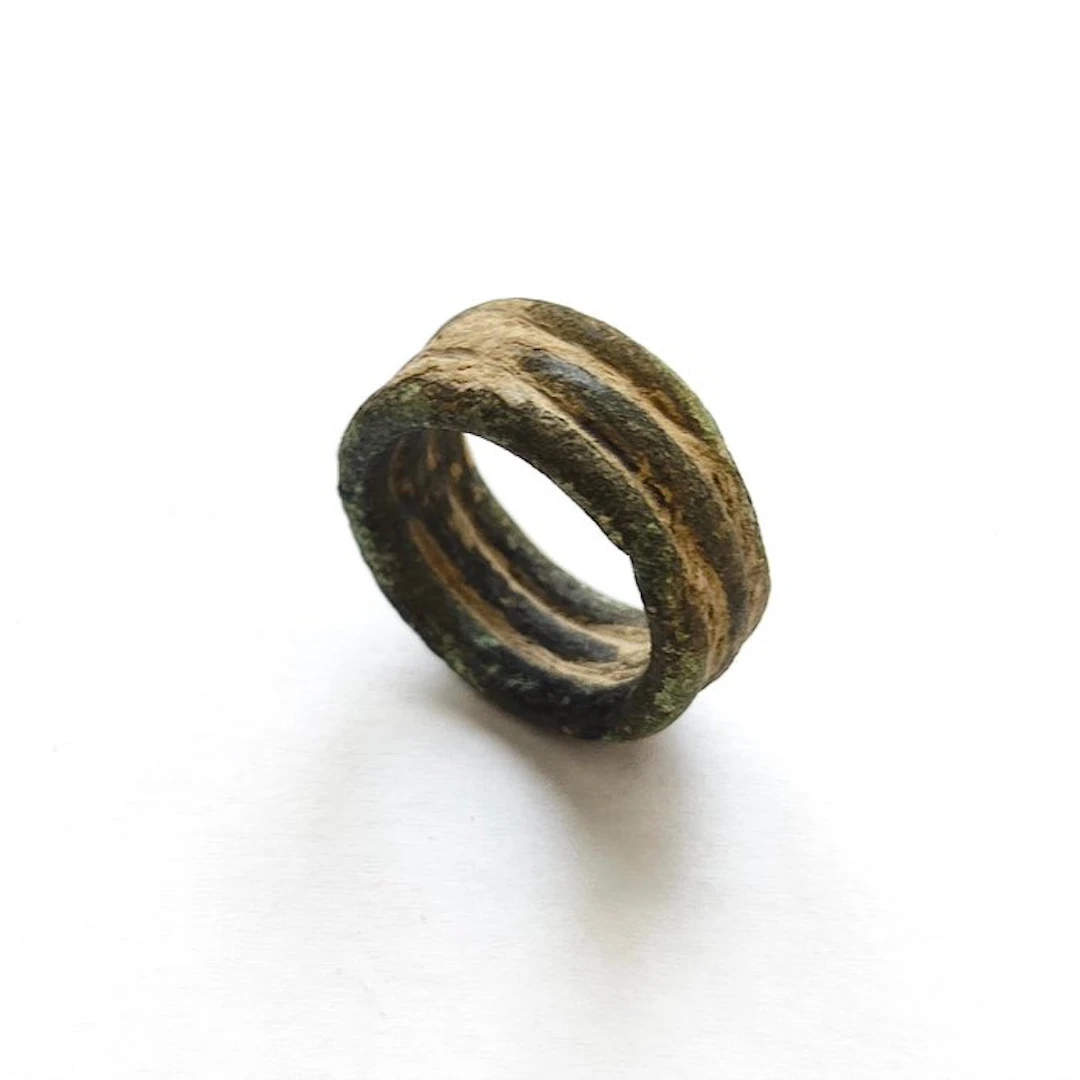 Dong Son Bronze Triple Circles Ring Bead - 24 mm (No reserve price)