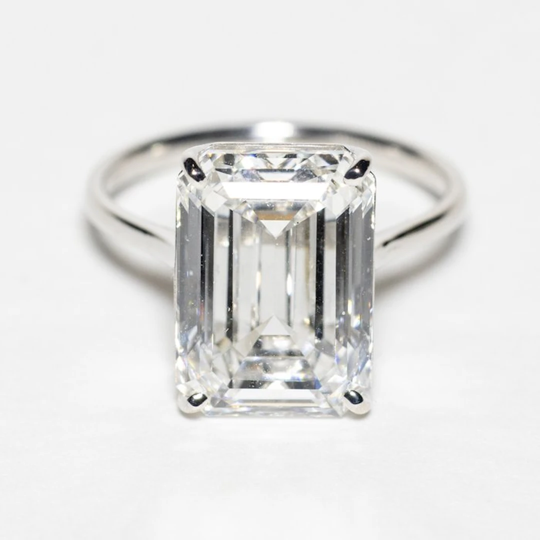 Engagement ring - 18 kt