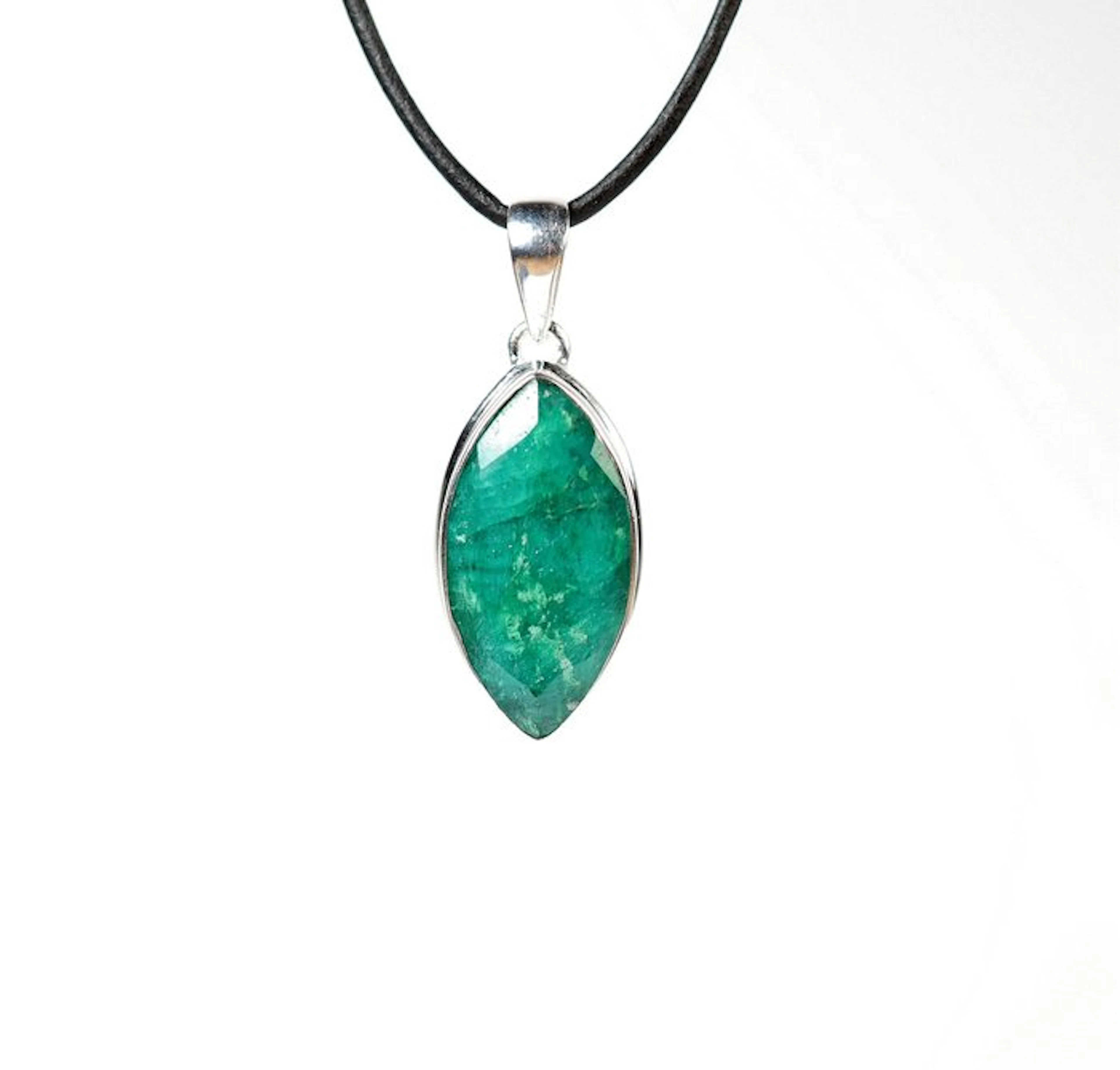 Emerald Trailer / new- 6.74 g - (1)
