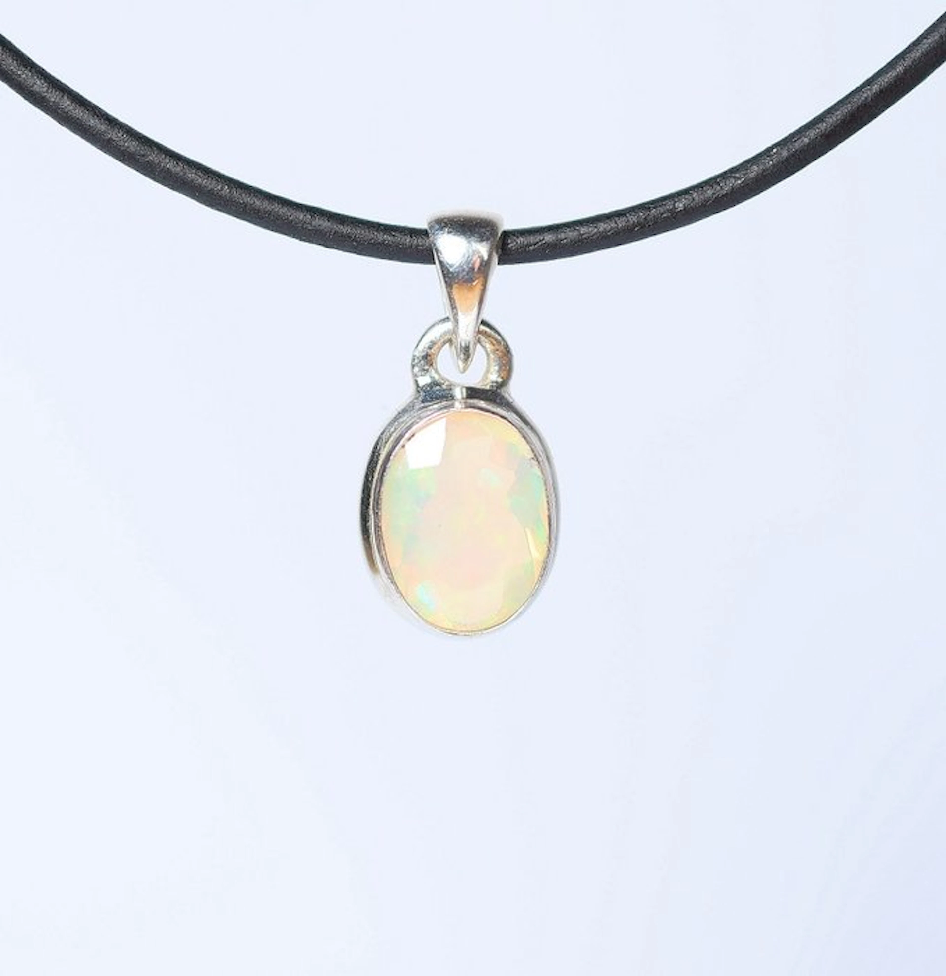 Ethiopian Opal / Welo Opal Trailer / new- 1.54 g - (1)