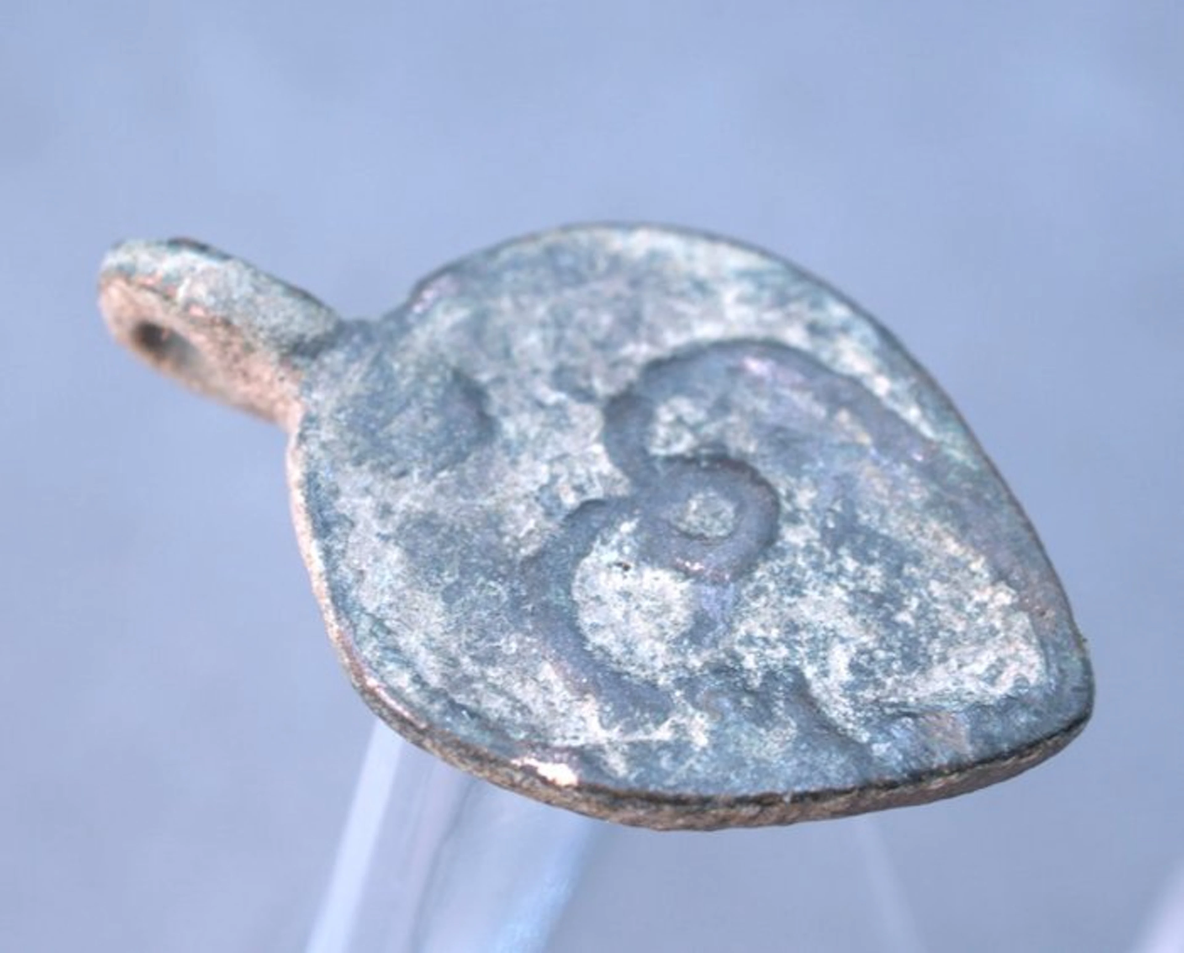 Medieval, Viking Bronze Amulet pendant - 28 mm