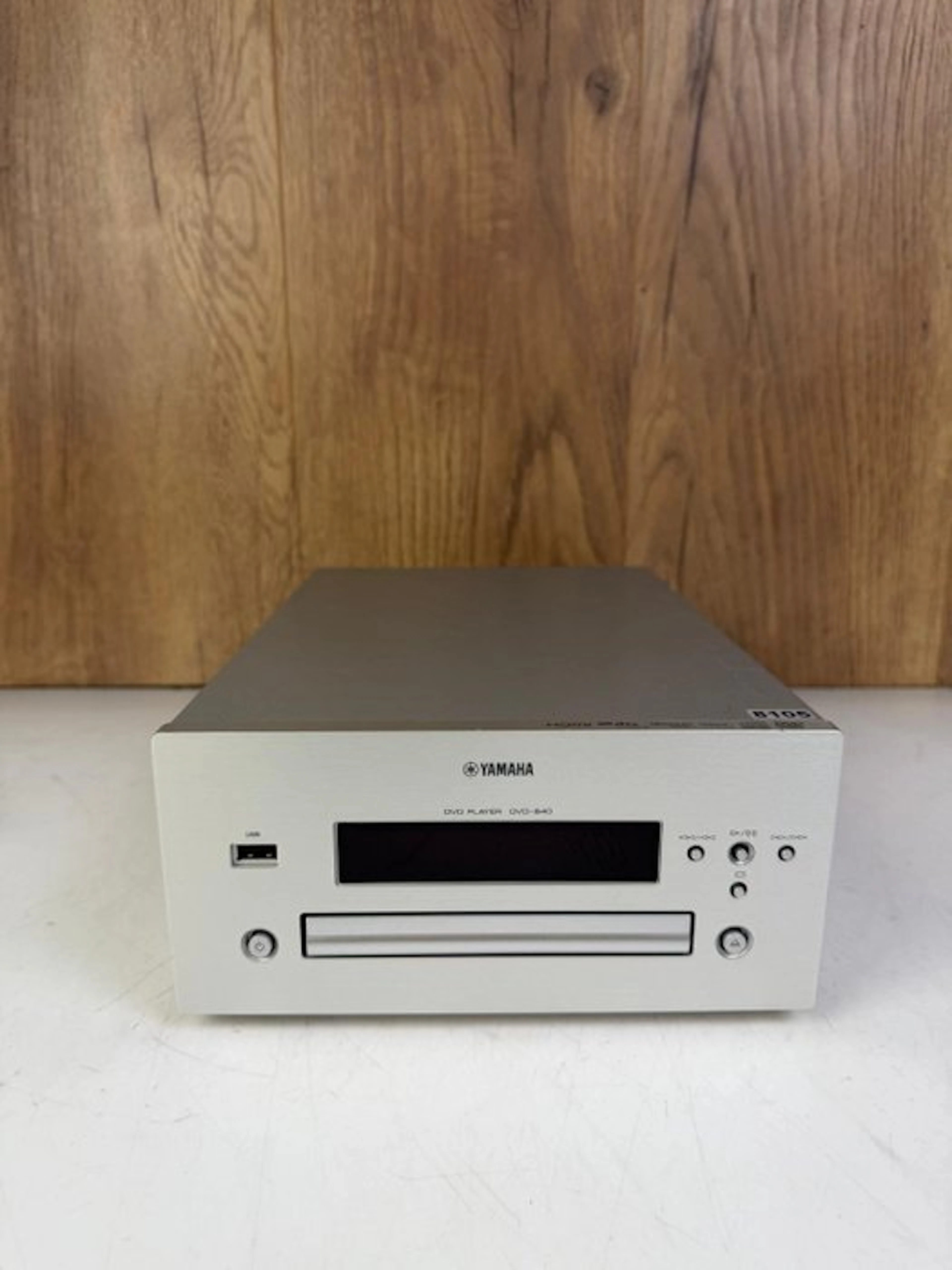 Yamaha - DVD-840 CD player