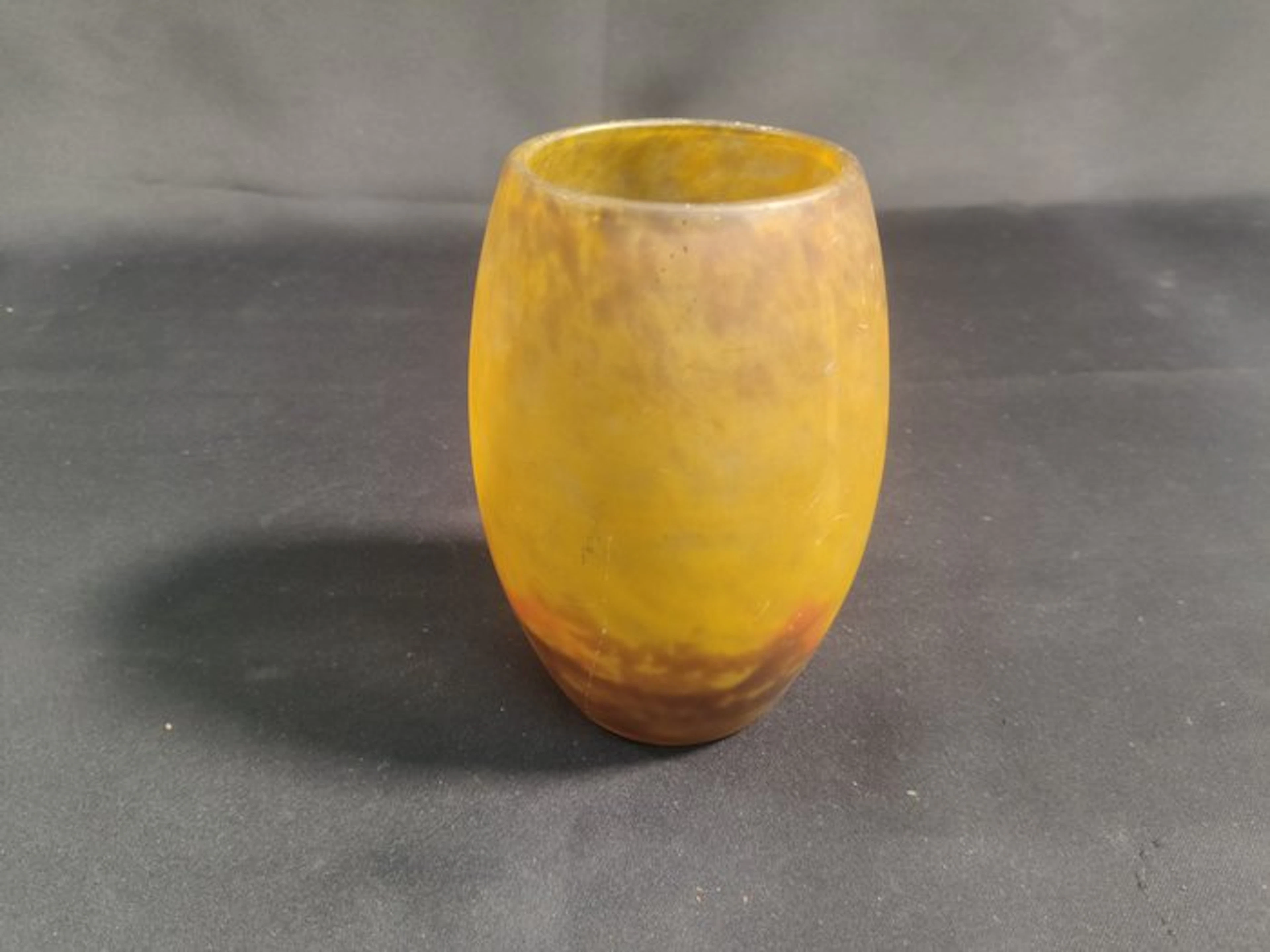 Muller Frères - Vase - Marbled and satin blown glass.