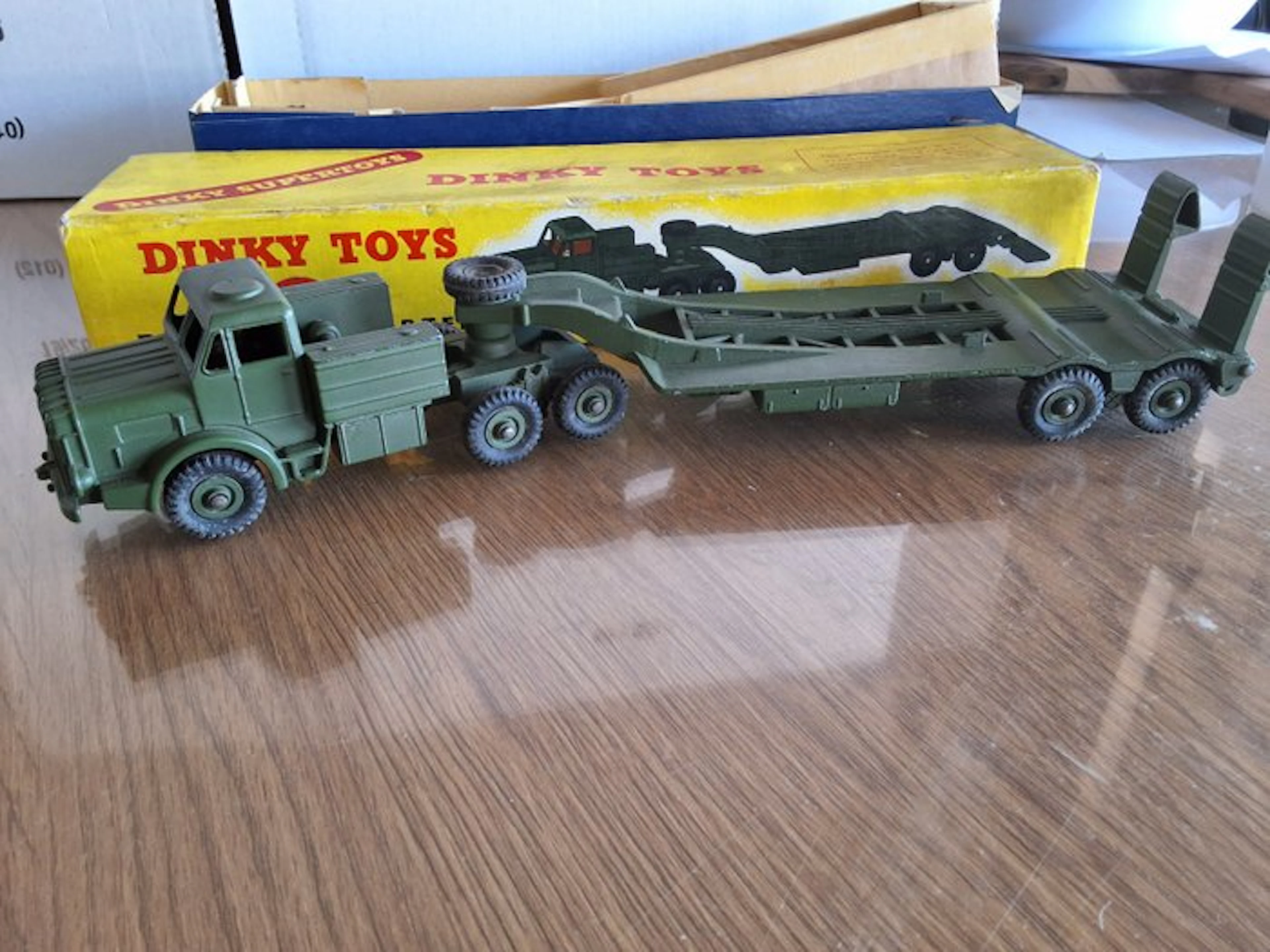 Dinky Toys 1:43 - Model truck - Mighty Antar Tank...