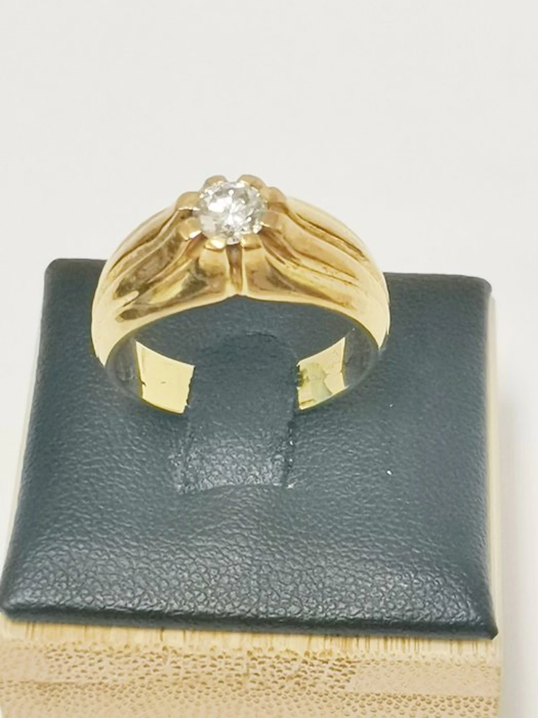 Statement ring - 18 kt. Yellow gold Diamond (Natural)