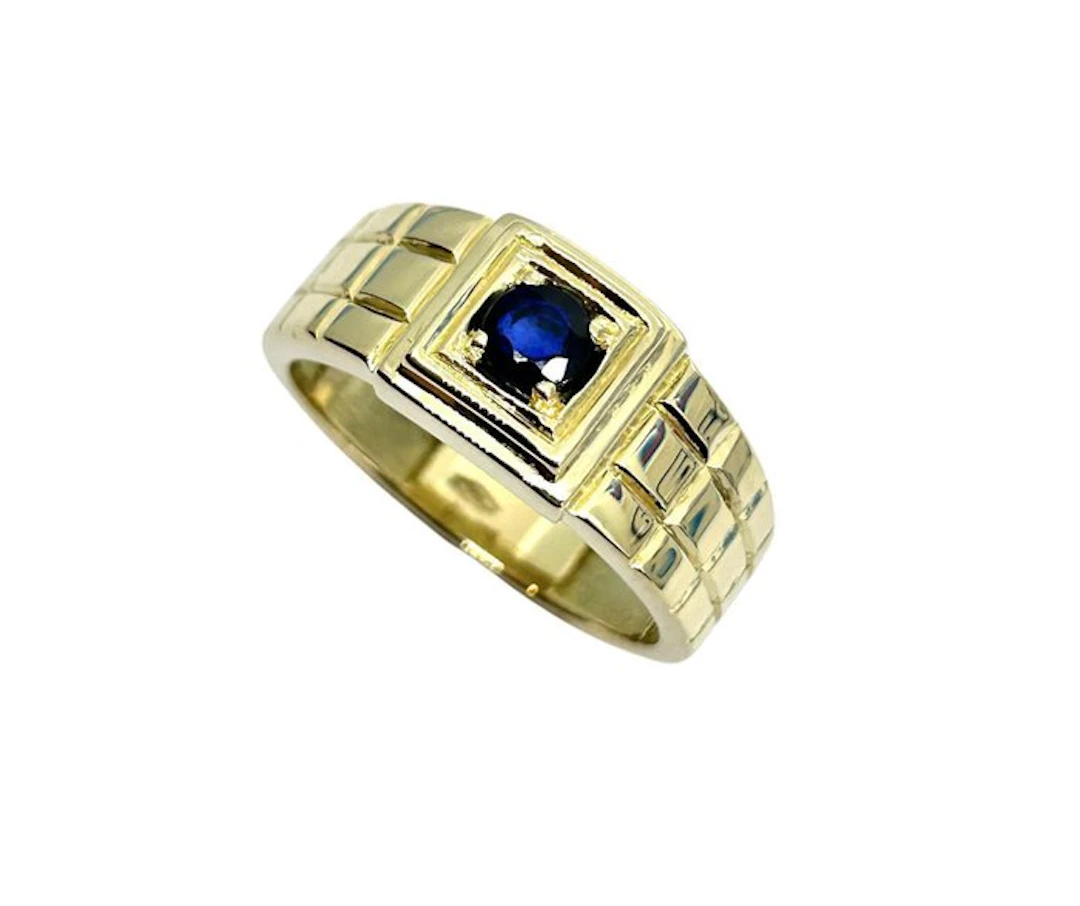 Ring - 18 kt. Yellow gold - 0.30ct. tw. Sapphire - Sapphire