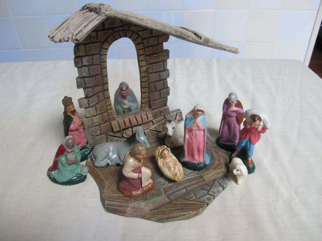 Nativity scene (12) - Antique / vintage nativity scene...