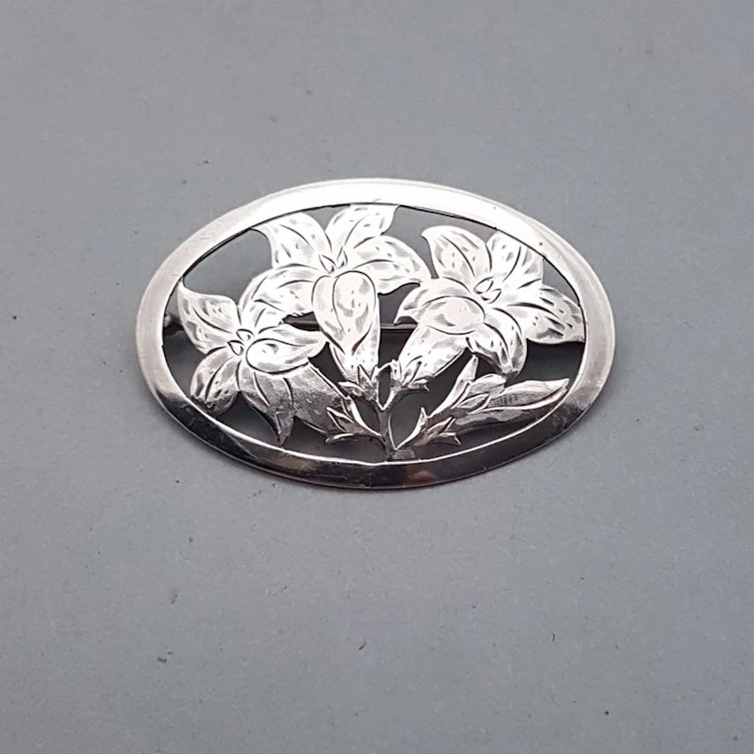 Silver, 'Handcraft' Art Deco, Lily - Brooch