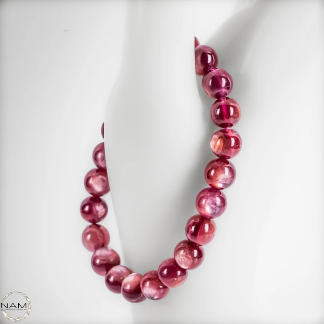 Beautiful mica bracelet – shimmering elegance with natural depth